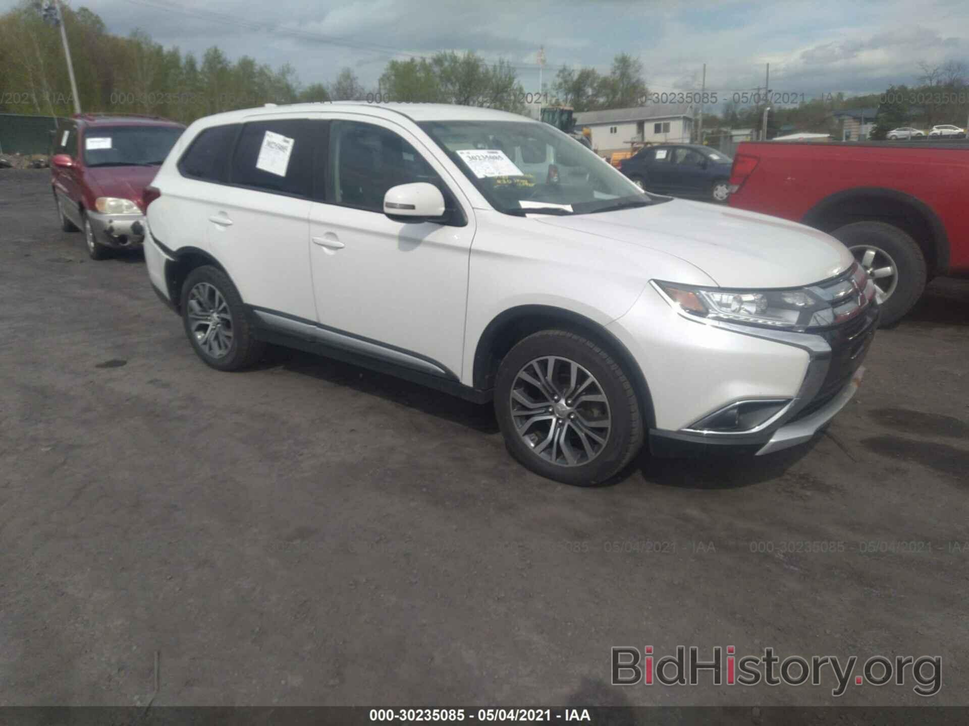 Фотография JA4AZ3A39HZ007518 - MITSUBISHI OUTLANDER 2017