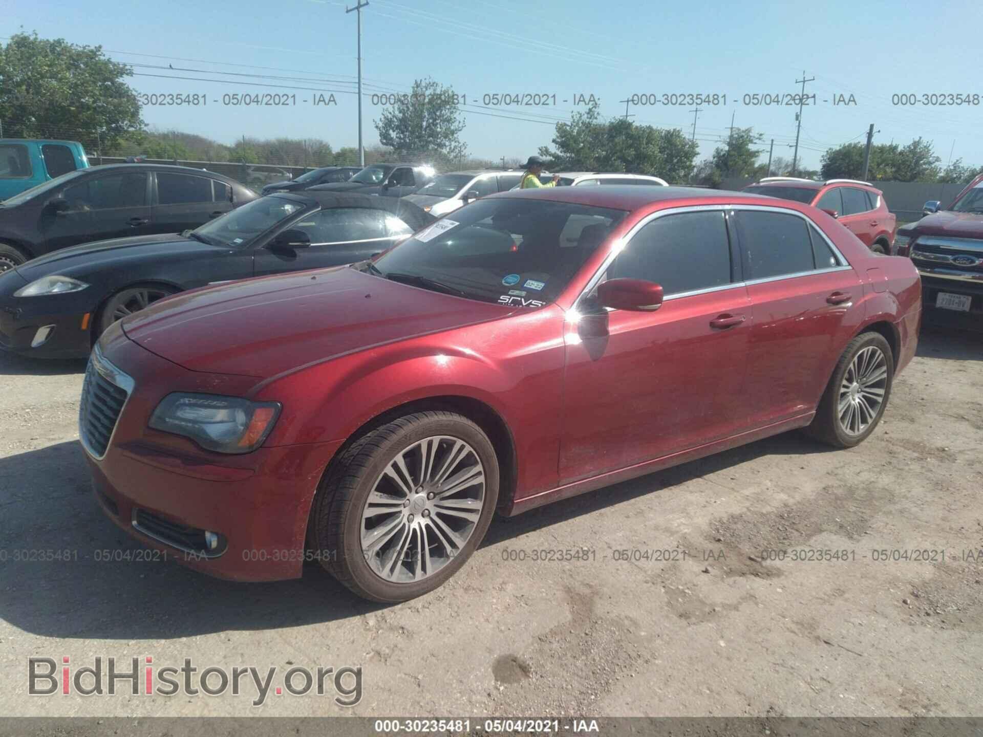 2012 CHRYSLER 300 - VIN: 2C3CCABG3CH140732 - Фото 2
