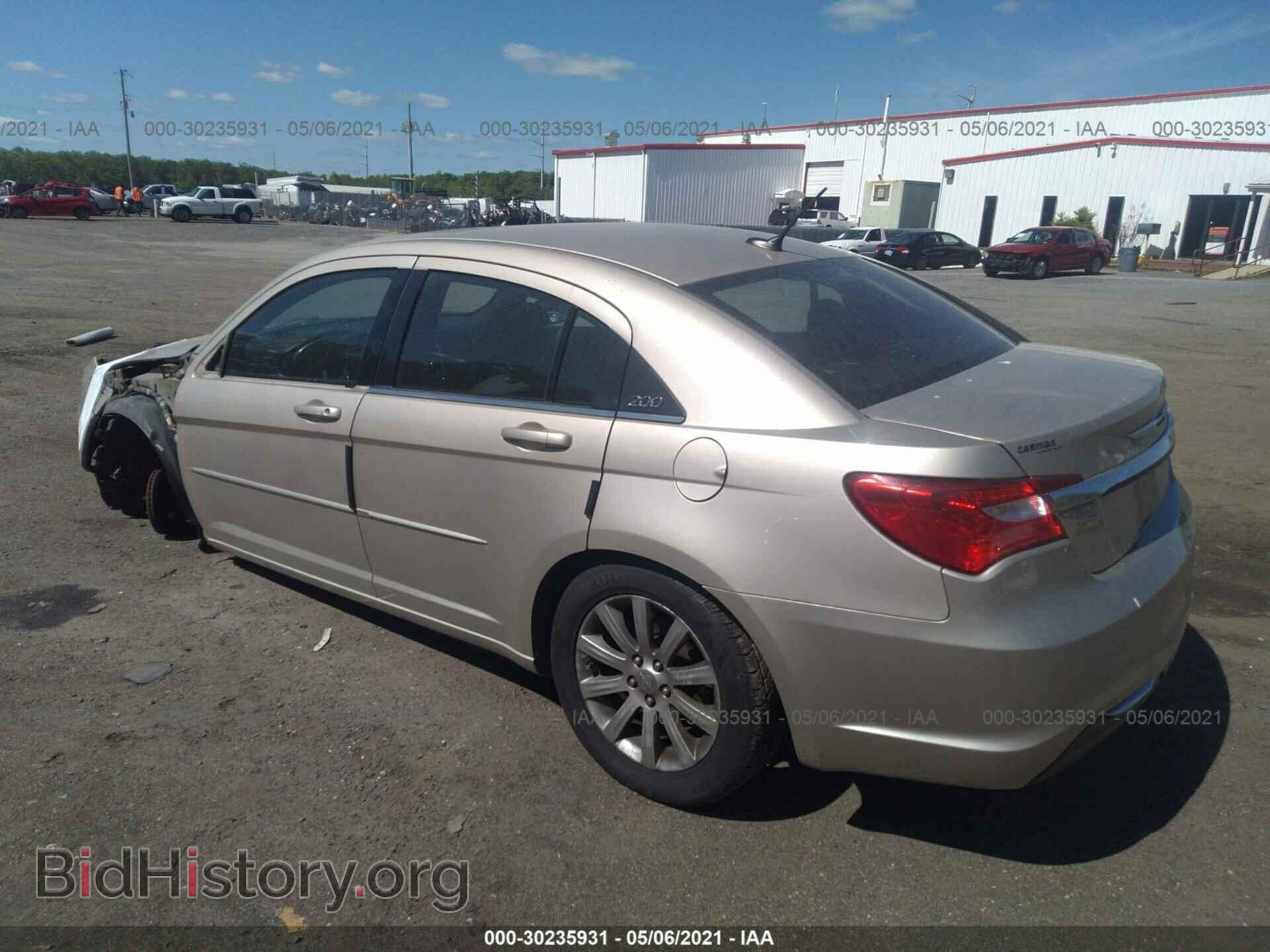 2013 CHRYSLER 200 - VIN: 1C3CCBBG7DN659846 - Фото 3