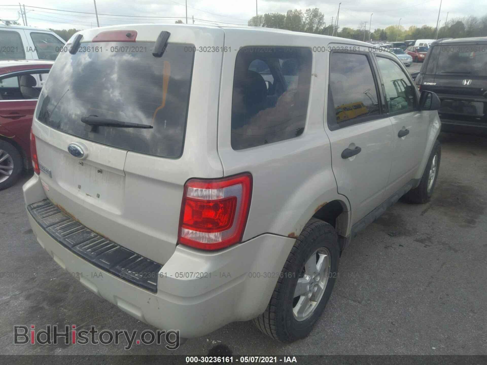 2009 FORD ESCAPE - VIN: 1FMCU02749KC46848 - Фото 4