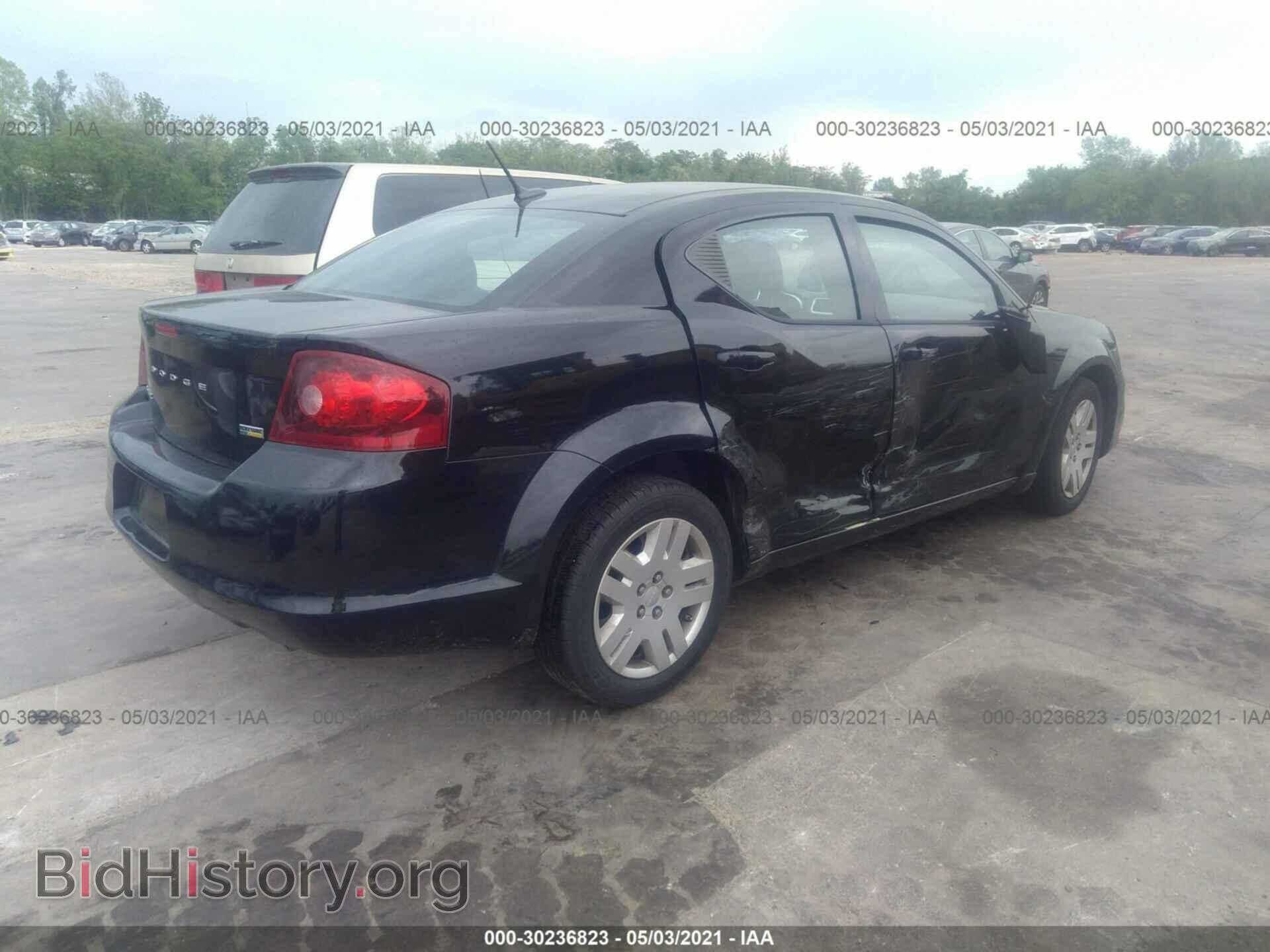 2011 DODGE AVENGER - VIN: 1B3BD4FG3BN559042 - Photo 4