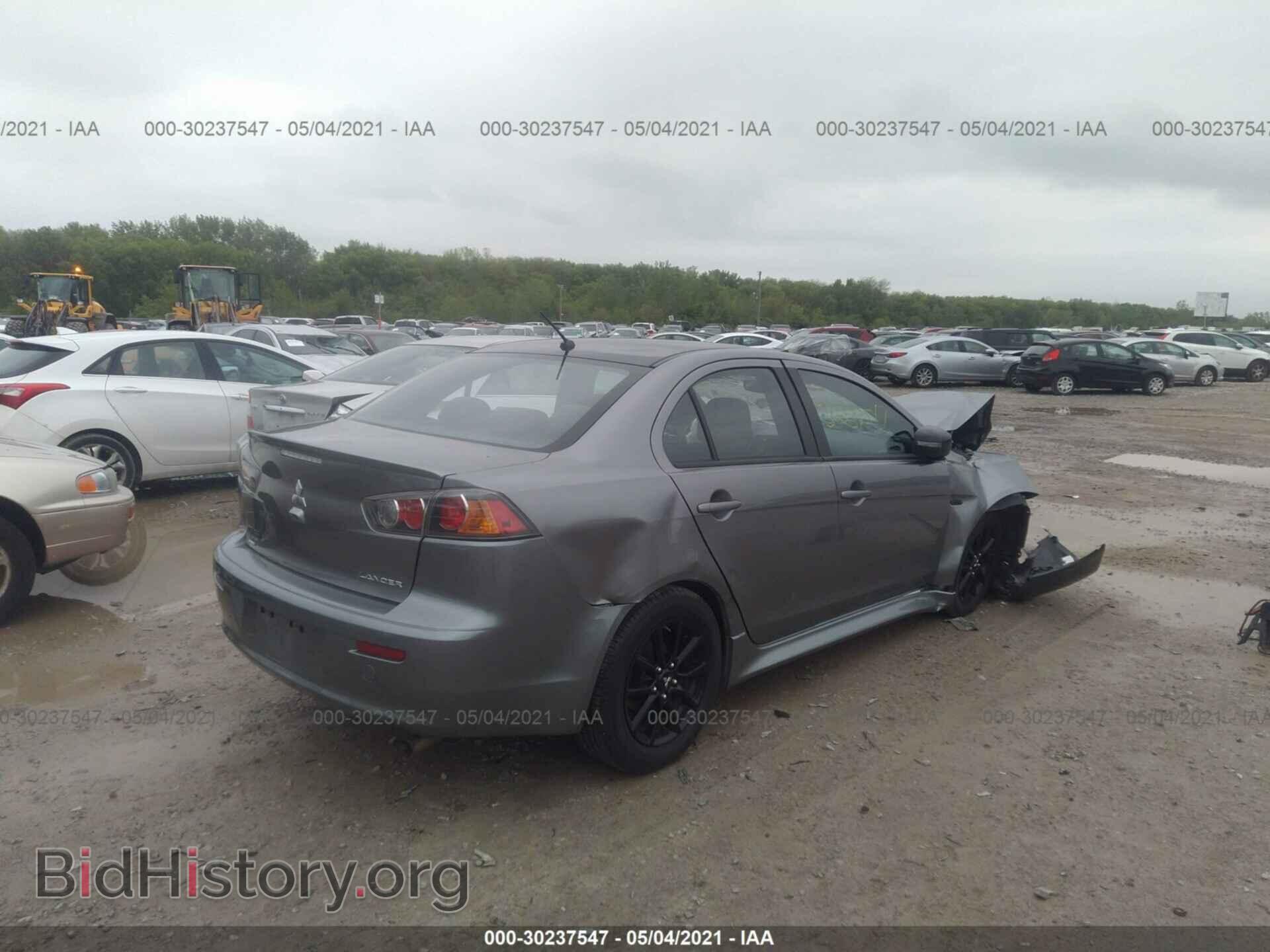 2017 MITSUBISHI LANCER - VIN: JA32U2FU1HU010817 - Фото 4