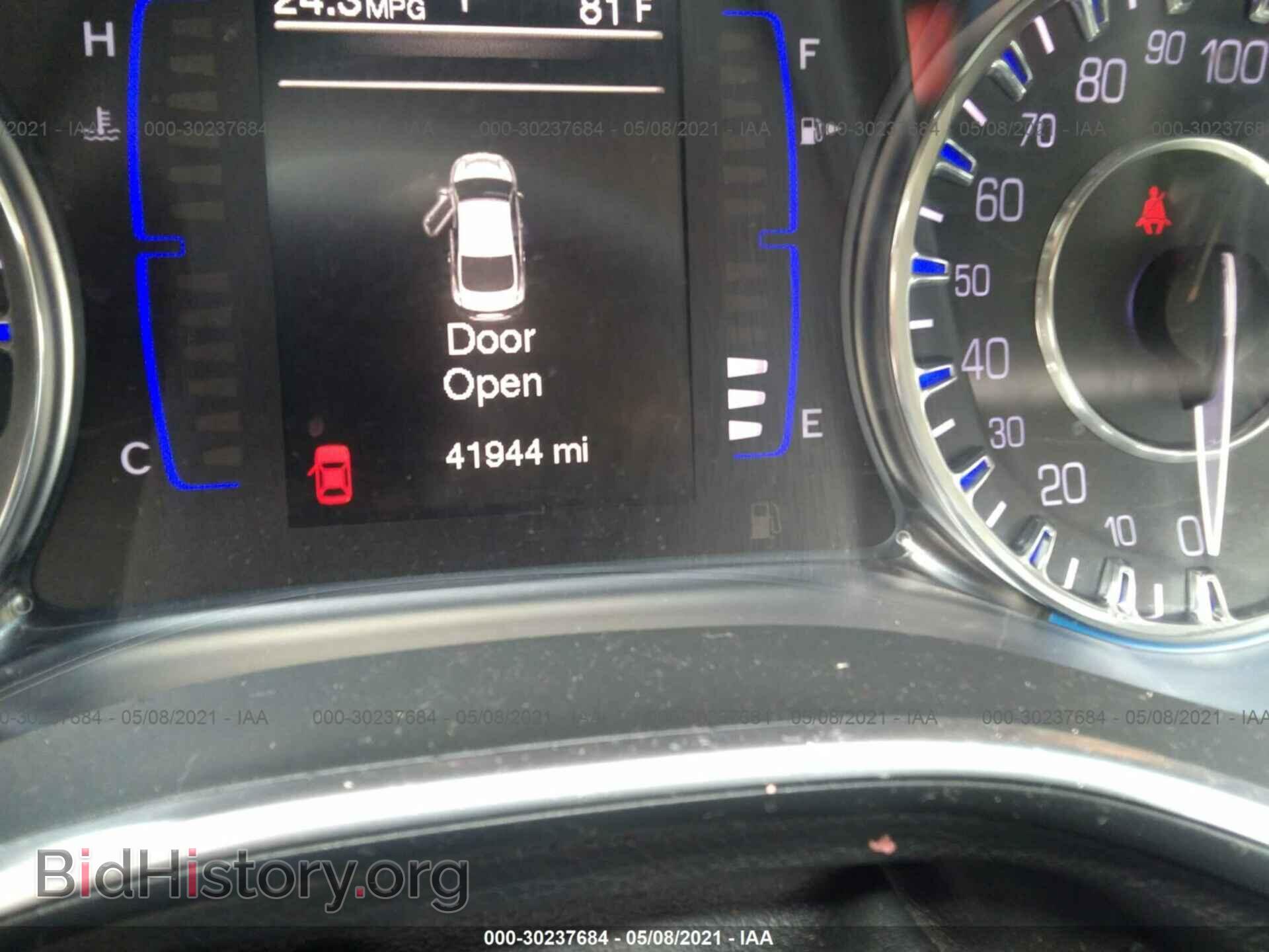 2016 CHRYSLER 200 - VIN: 1C3CCCAB3GN109172 - Фото 7