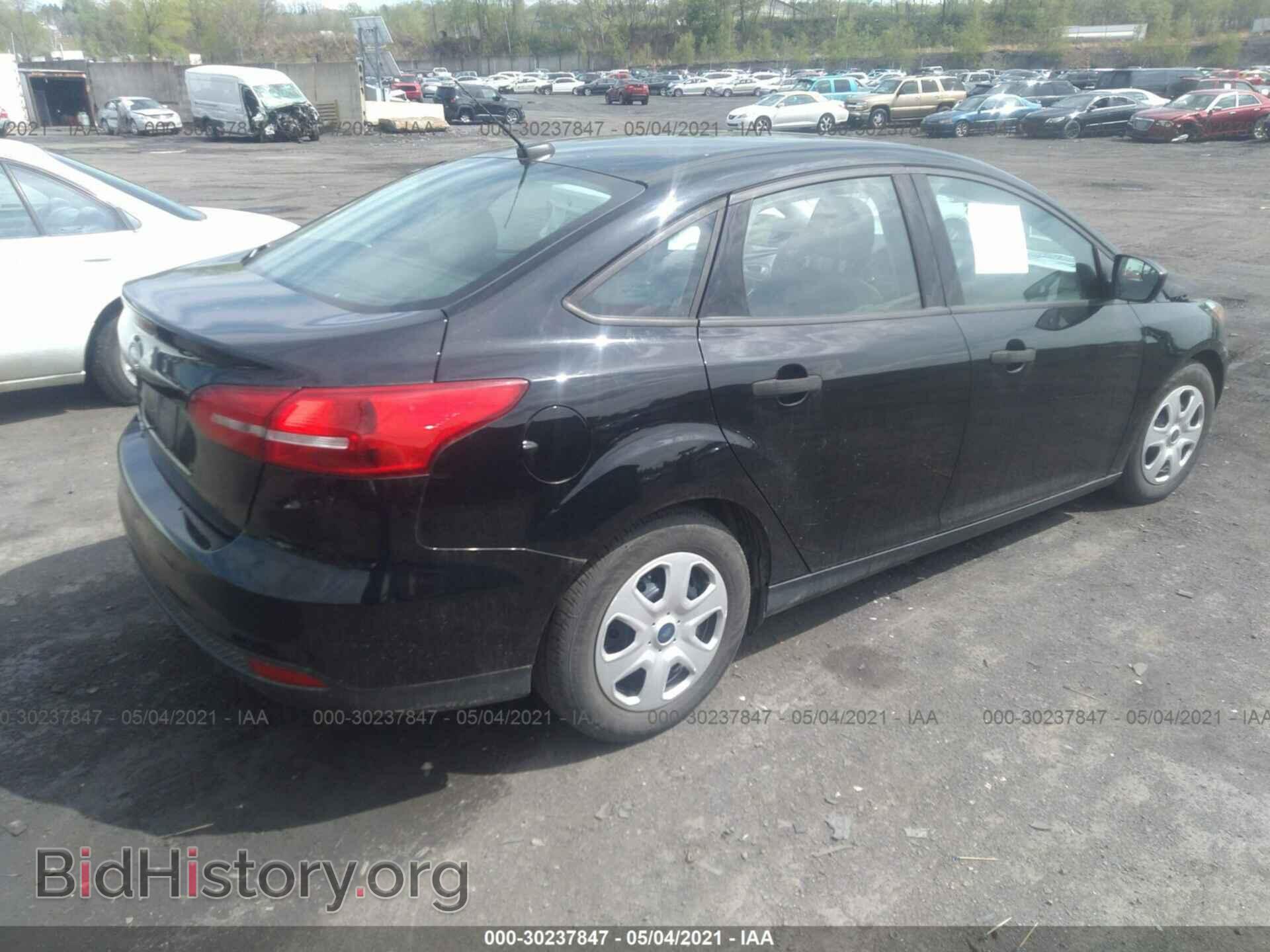2016 FORD FOCUS - VIN: 1FADP3E26GL385944 - Фото 4