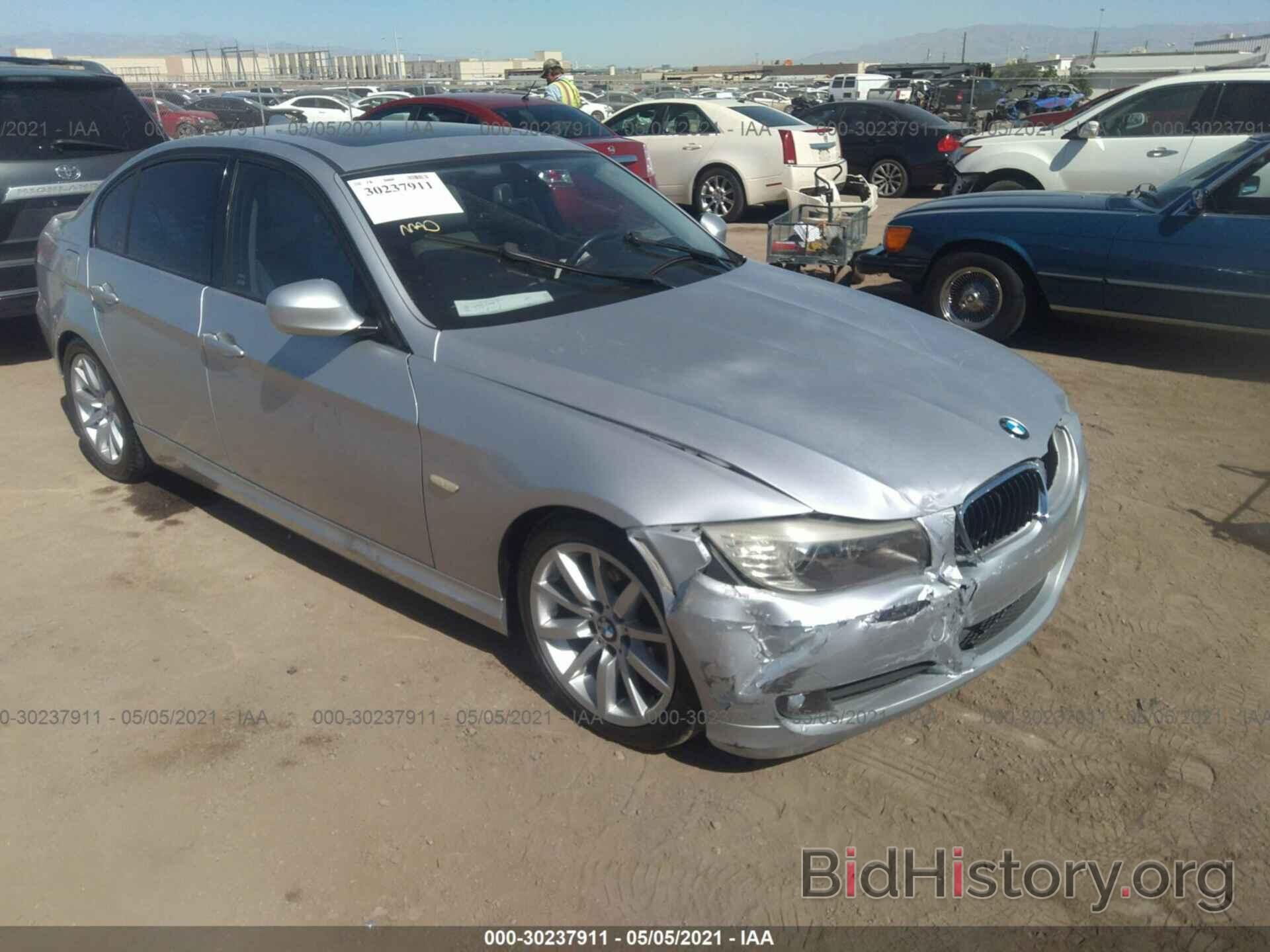 Фотография WBAPH73529A174180 - BMW 3 SERIES 2009