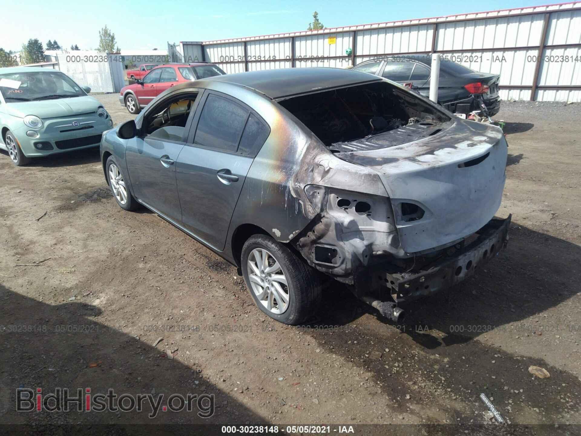 2012 MAZDA MAZDA3 - VIN: JM1BL1V82C1673973 - Фото 3