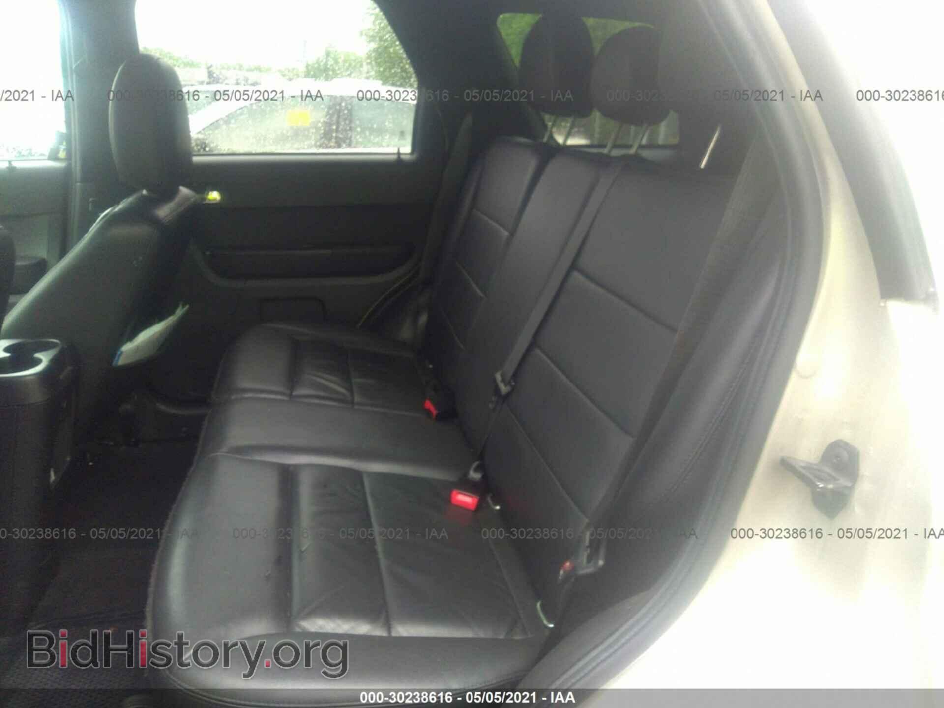 2011 FORD ESCAPE - VIN: 1FMCU9EG6BKB79305 - Фото 8