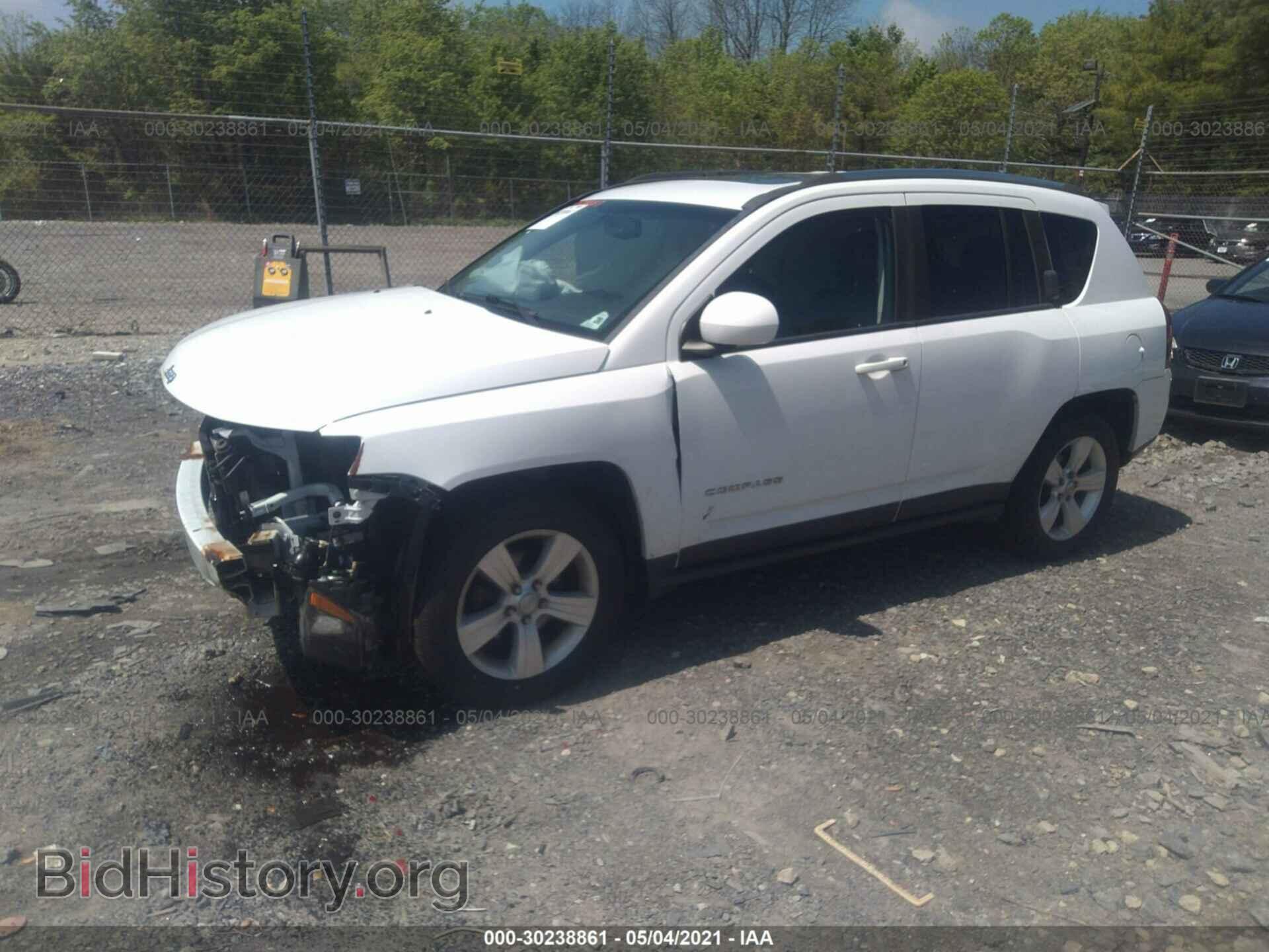2015 JEEP COMPASS - VIN: 1C4NJDEB5FD304351 - Photo 2