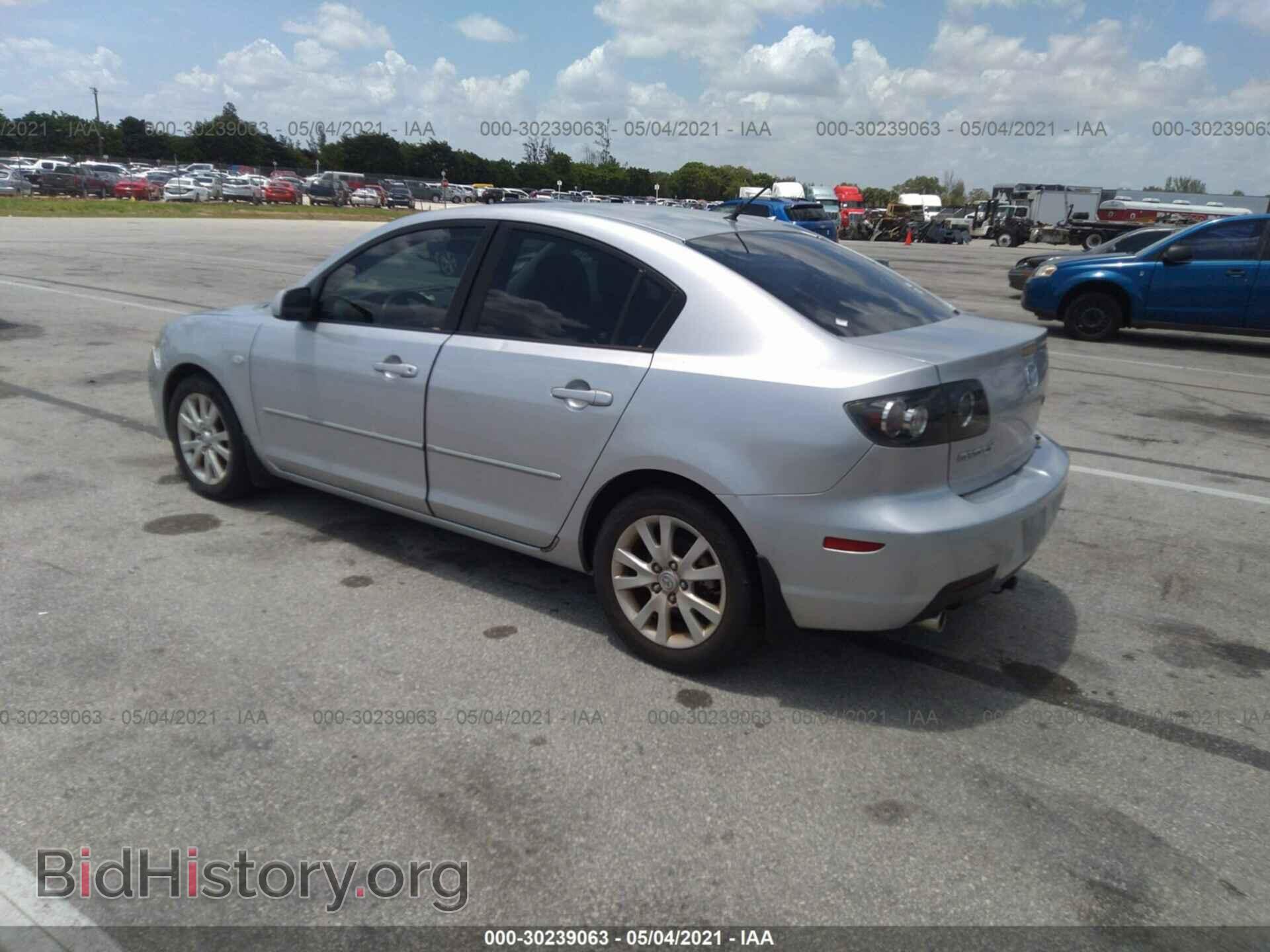 2008 MAZDA MAZDA3 - VIN: JM1BK12F281825621 - Фото 3