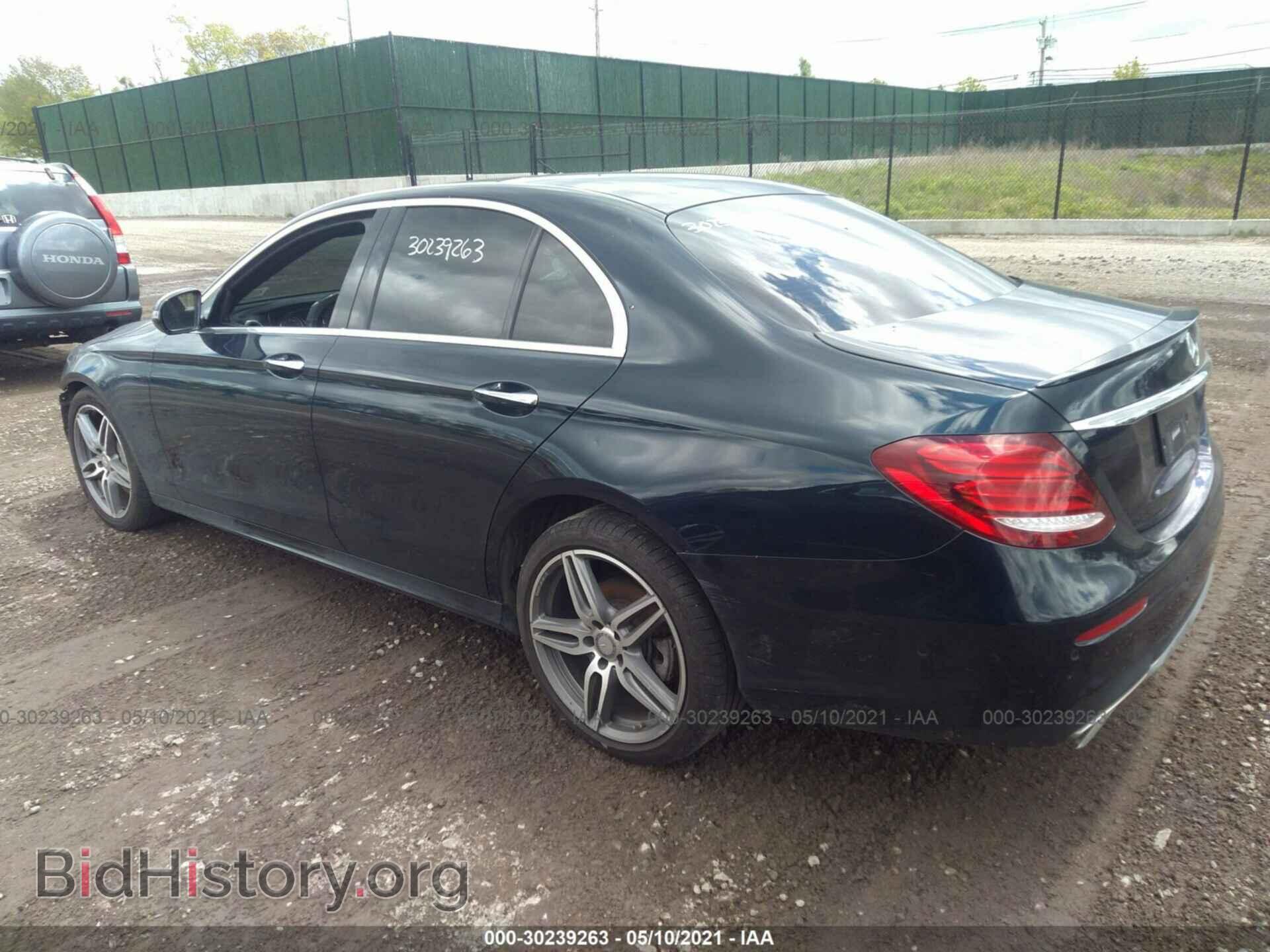 2017 MERCEDES-BENZ E-CLASS - VIN: WDDZF4KB4HA072391 - Фото 3