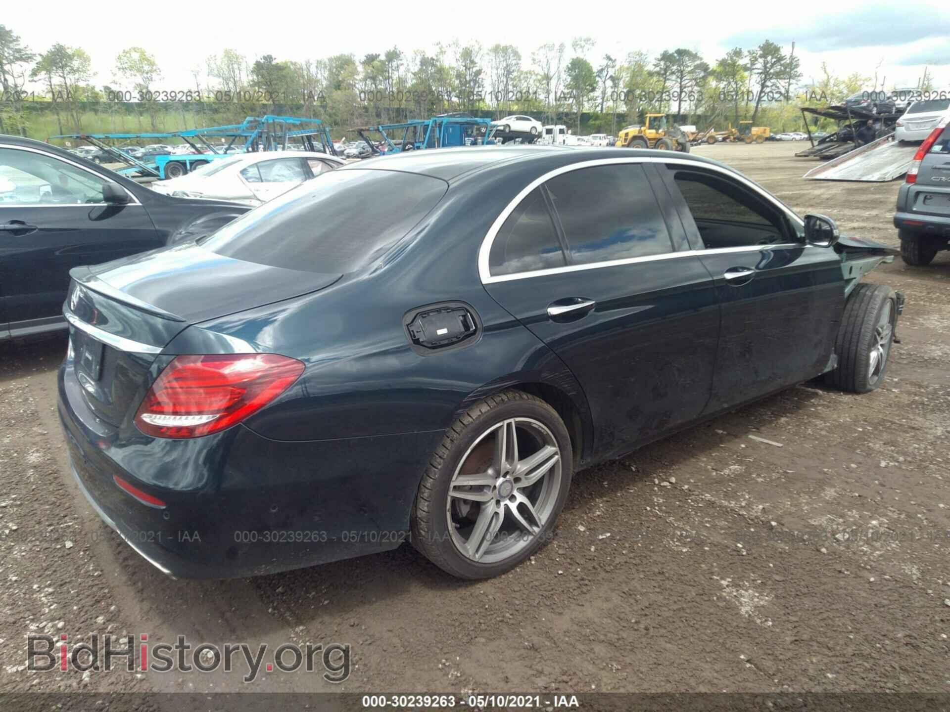 2017 MERCEDES-BENZ E-CLASS - VIN: WDDZF4KB4HA072391 - Фото 4