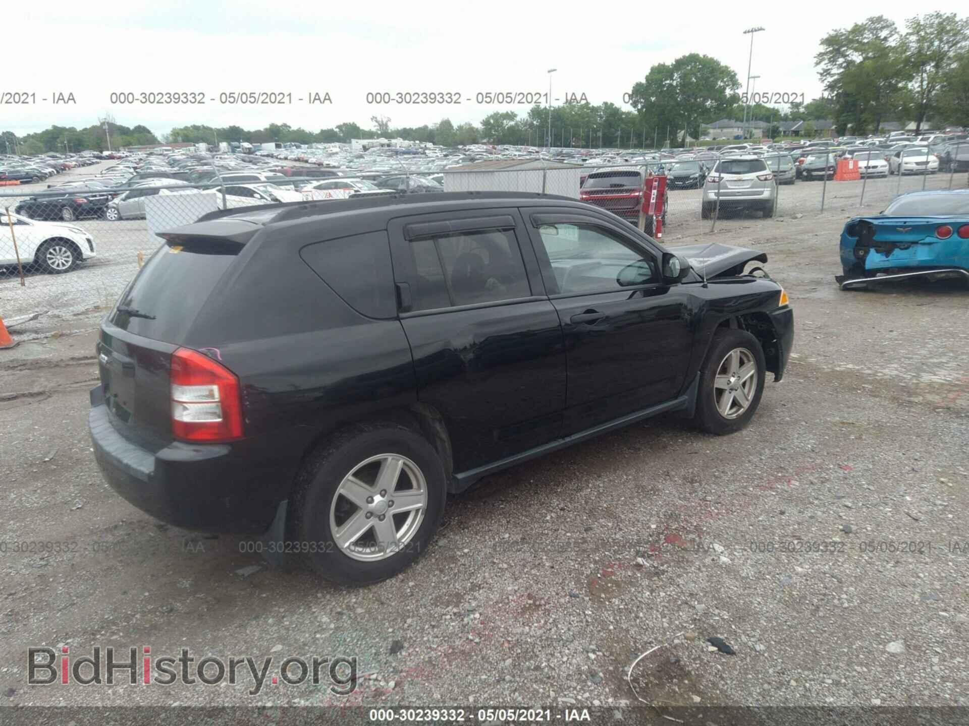 2007 JEEP COMPASS - VIN: 1J8FF47W57D584269 - Фото 4