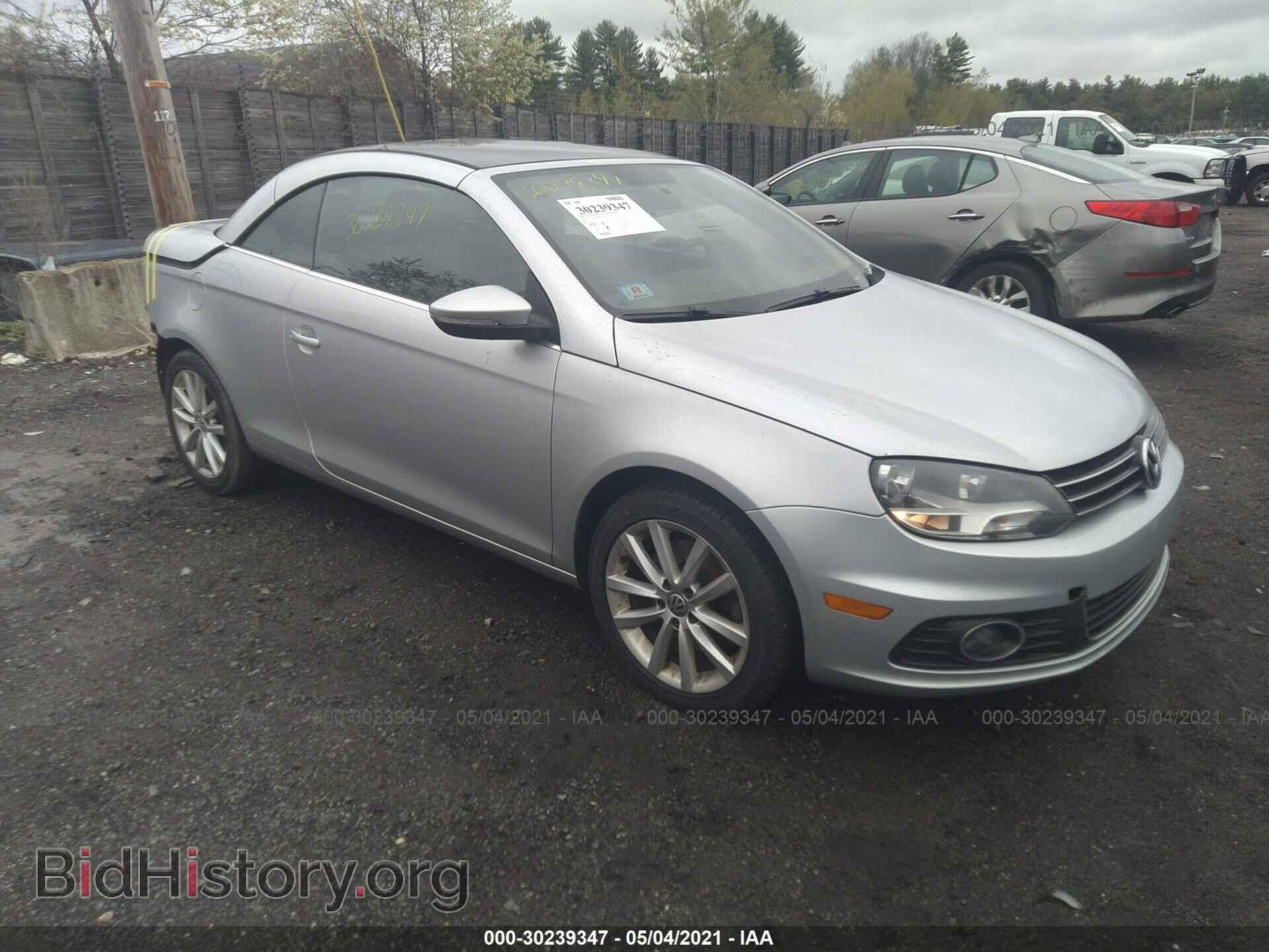 Фотография WVWBW8AHXEV001712 - VOLKSWAGEN EOS 2014