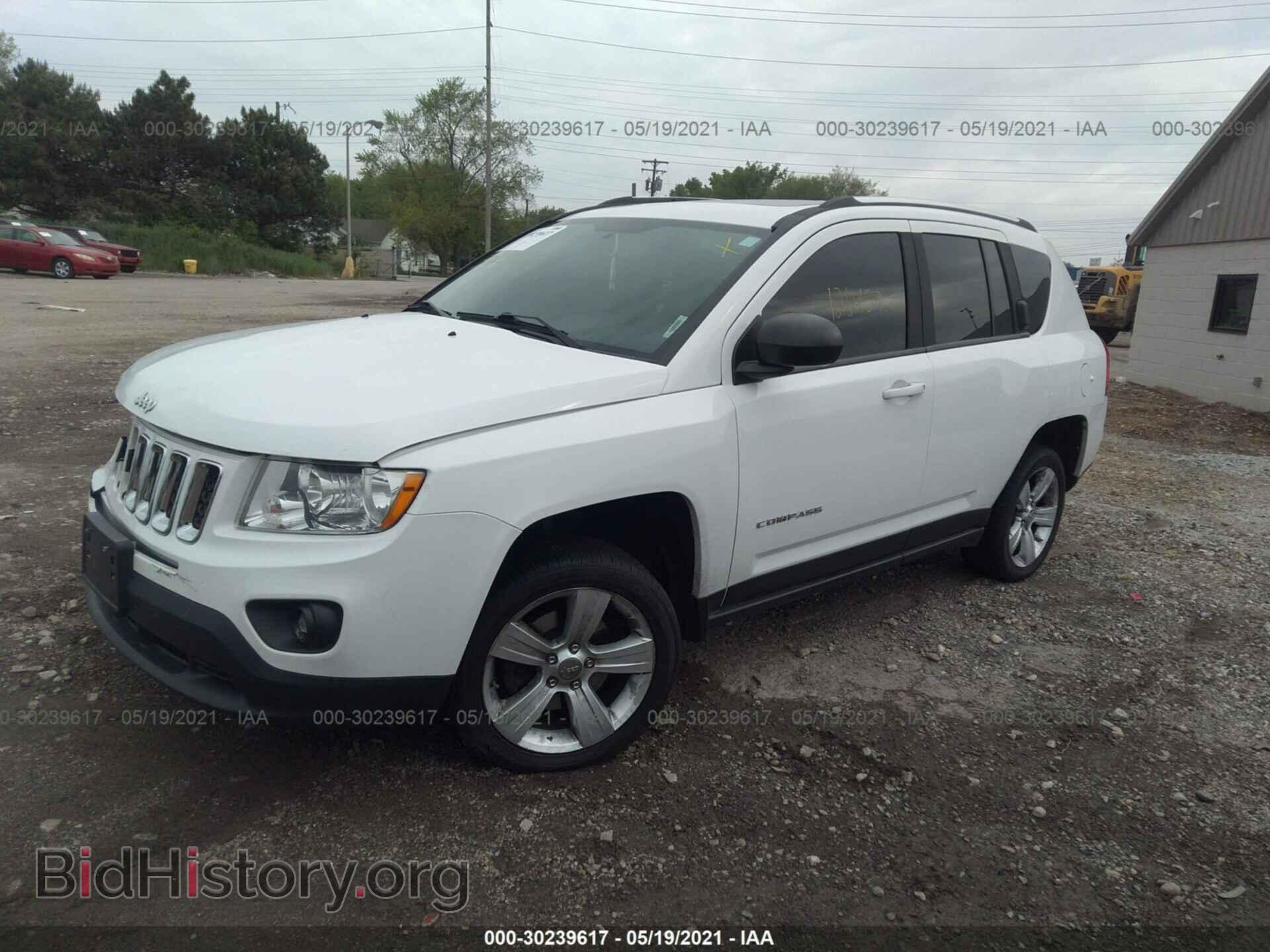 2012 JEEP COMPASS - VIN: 1C4NJDEB7CD675748 - Фото 2