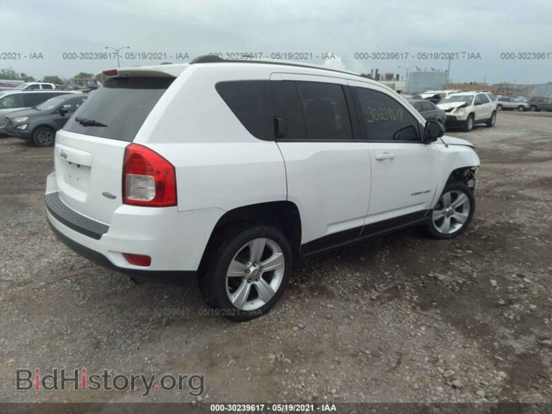 2012 Jeep COMPASS (VIN 1C4NJDEB7CD675748) — фото 4 из 12