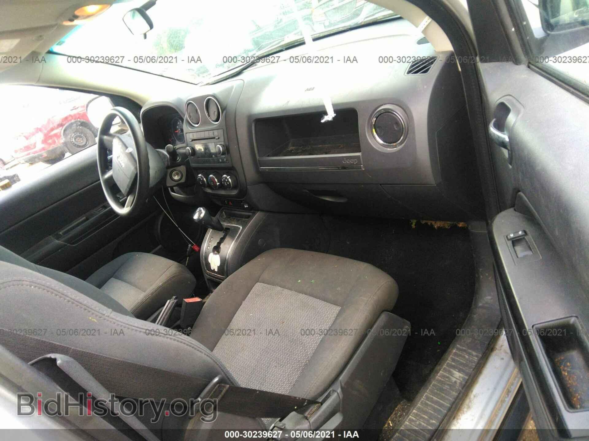 2010 JEEP COMPASS - VIN: 1J4NT4FA5AD522017 - Фото 5