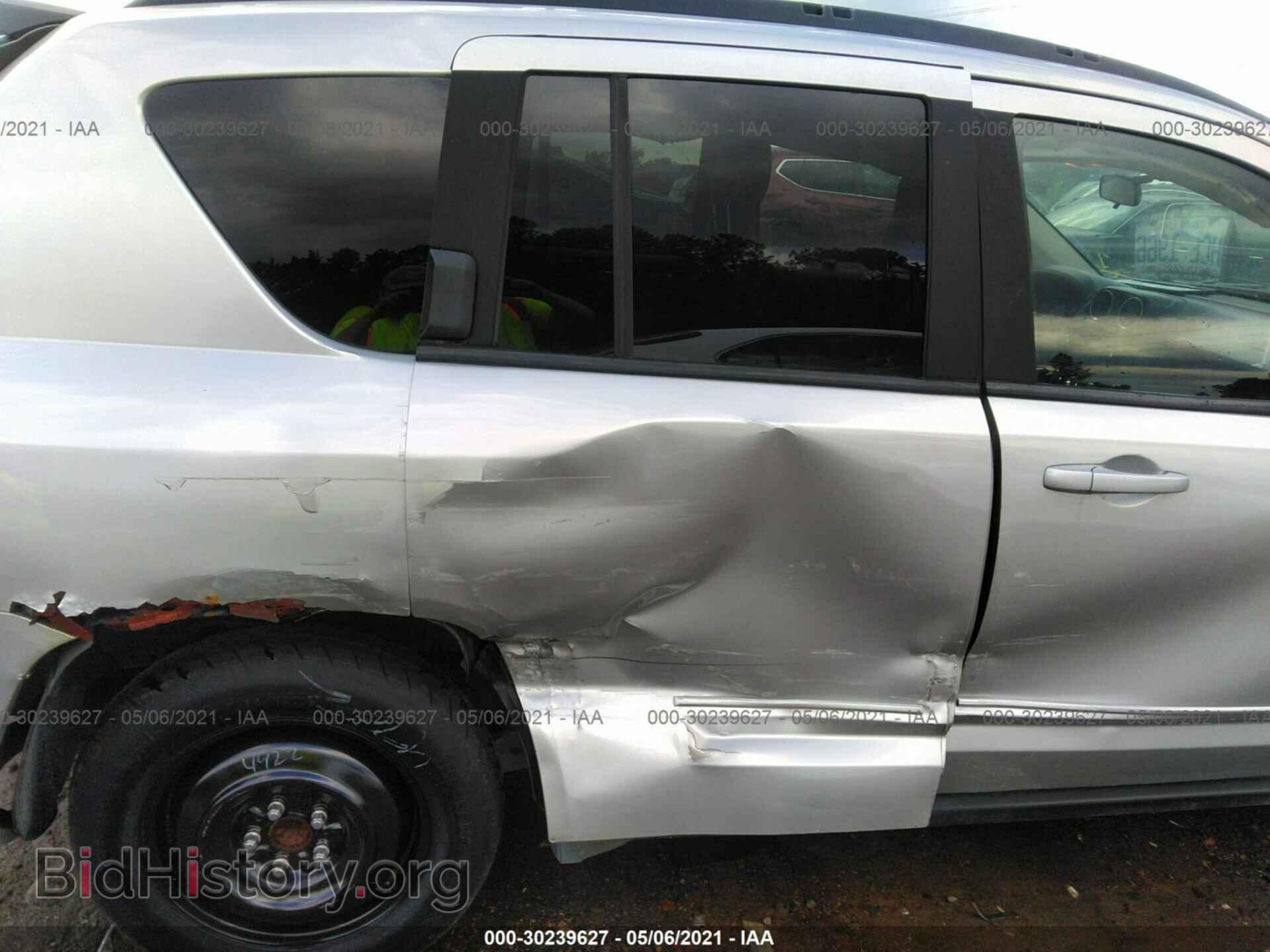 2010 JEEP COMPASS - VIN: 1J4NT4FA5AD522017 - Фото 6