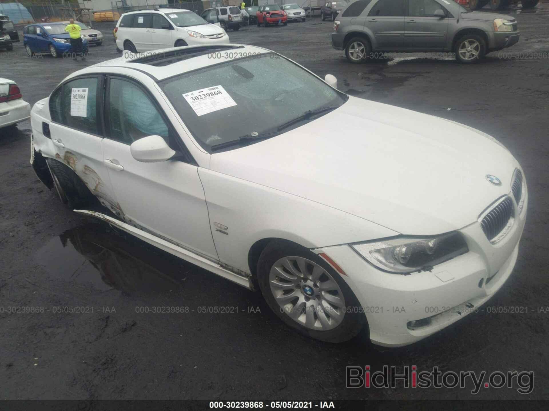 Photo WBAPK53589A644377 - BMW 3 SERIES 2009