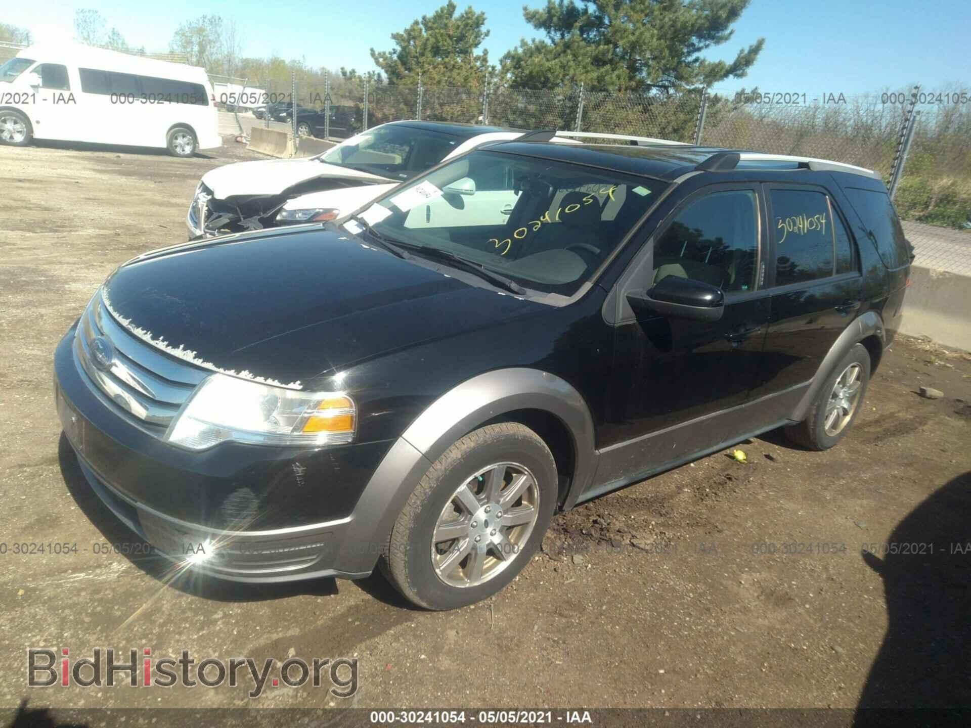 2008 FORD TAURUS X - VIN: 1FMDK02W58GA20983 - Фото 2