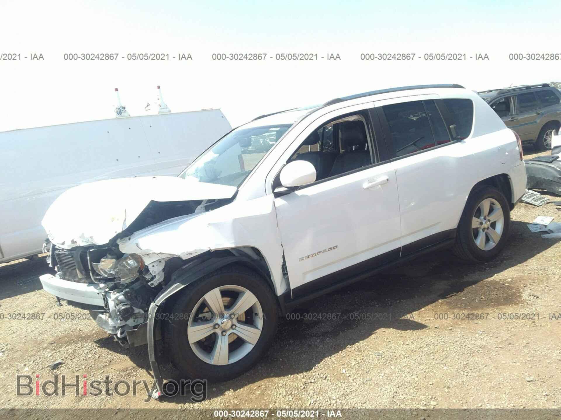 2015 JEEP COMPASS - VIN: 1C4NJCEA8FD220154 - Photo 2