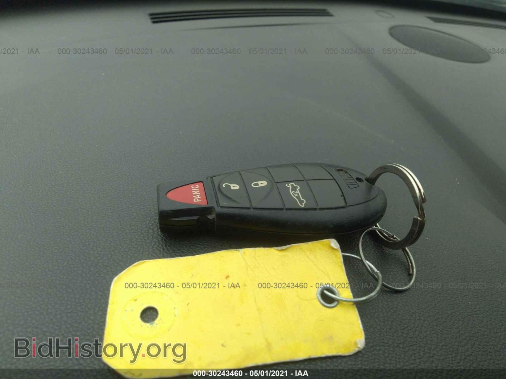2010 CHRYSLER 300 - VIN: 2C3CA4CD3AH281101 - Photo 11