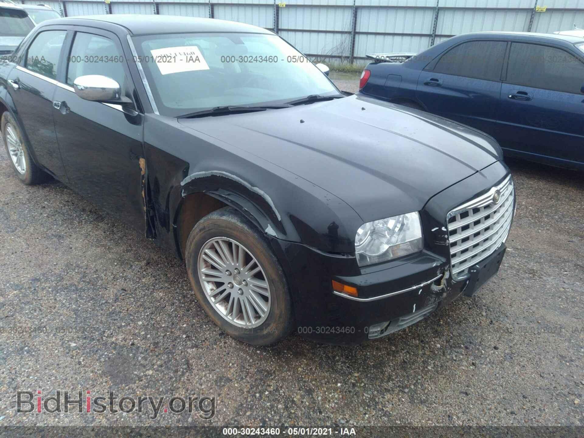 2010 CHRYSLER 300 - VIN: 2C3CA4CD3AH281101 - Photo 6