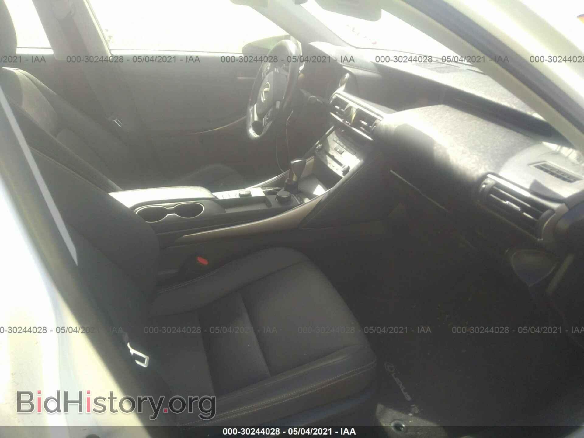 2019 LEXUS IS - VIN: JTHBA1D24K5090135 - Фото 5