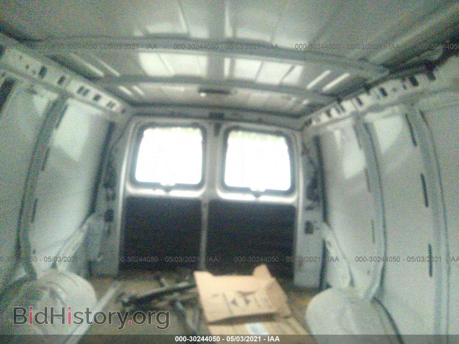 2011 CHEVROLET EXPRESS CARGO VAN - VIN: 1GCSHAF48B1148427 - Фото 8
