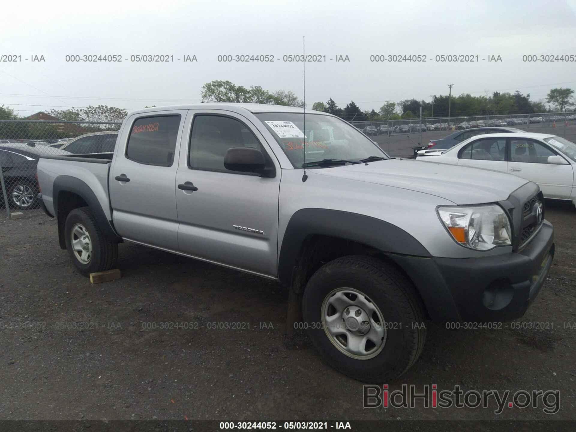 Photo 5TFJX4GN8BX001660 - TOYOTA TACOMA 2011