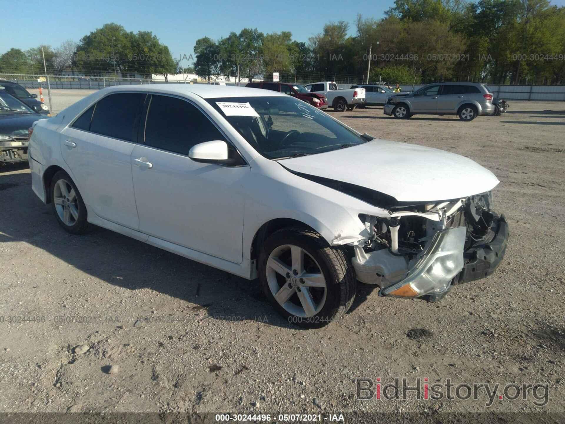 Photo 4T1BF1FKXEU787024 - TOYOTA CAMRY 2014