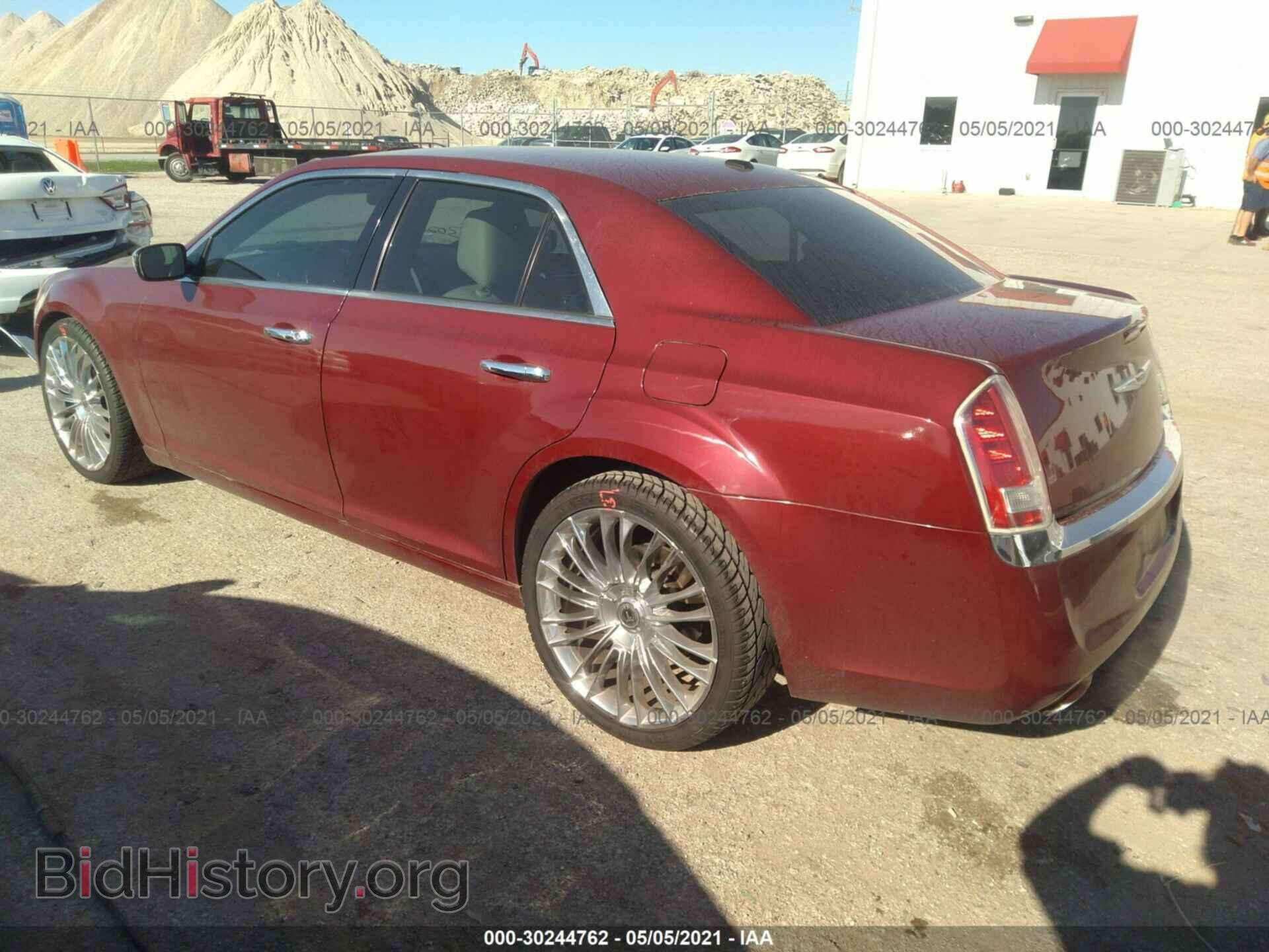 2014 CHRYSLER 300 - VIN: 2C3CCAAG2EH343194 - Фото 3