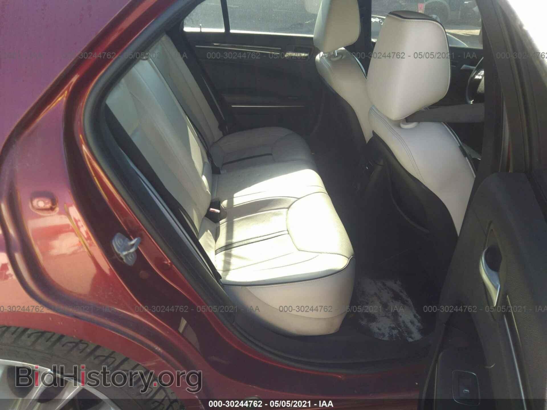 2014 CHRYSLER 300 - VIN: 2C3CCAAG2EH343194 - Фото 8