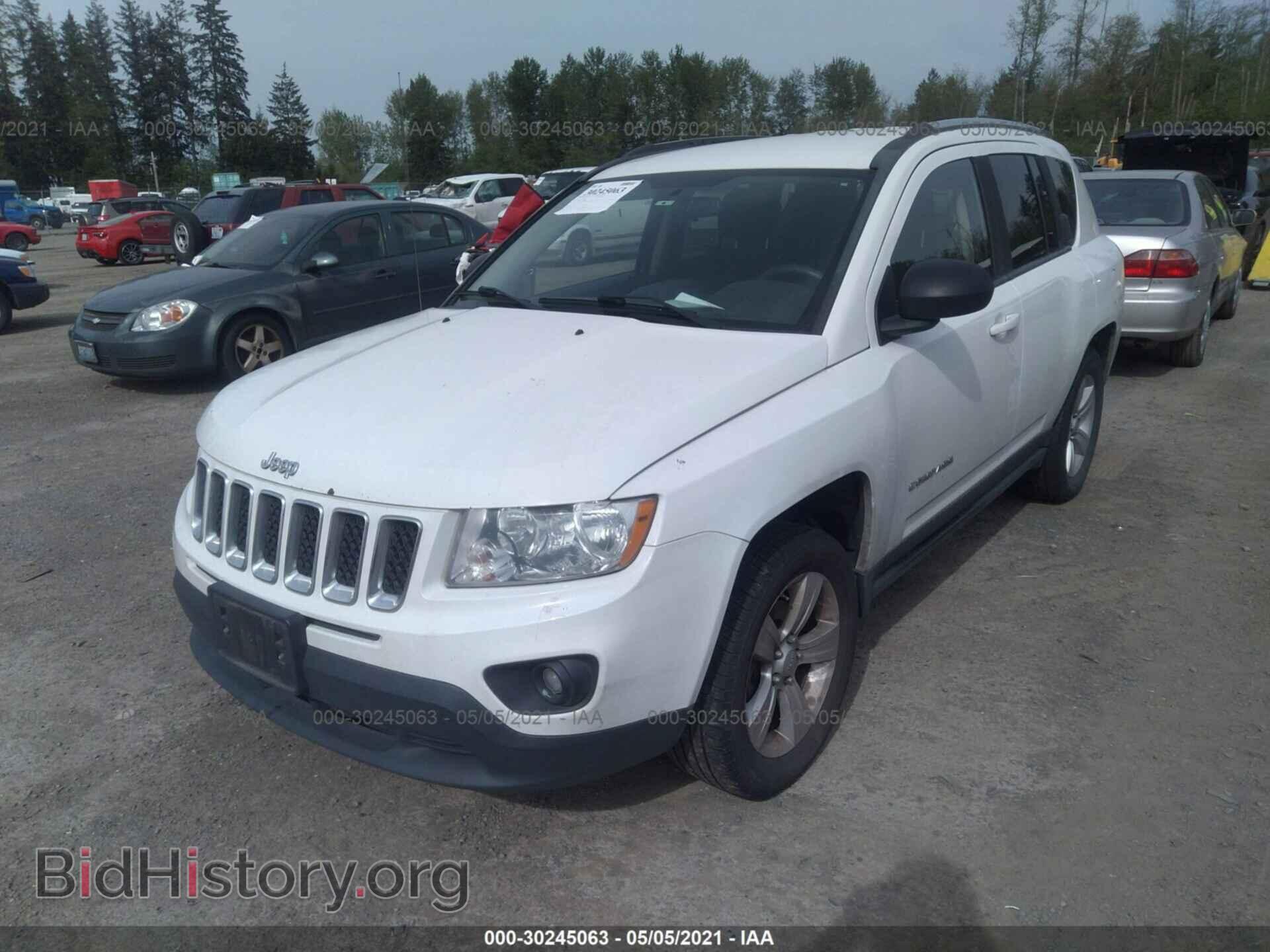 2012 JEEP COMPASS - VIN: 1C4NJCBA2CD631498 - Photo 2