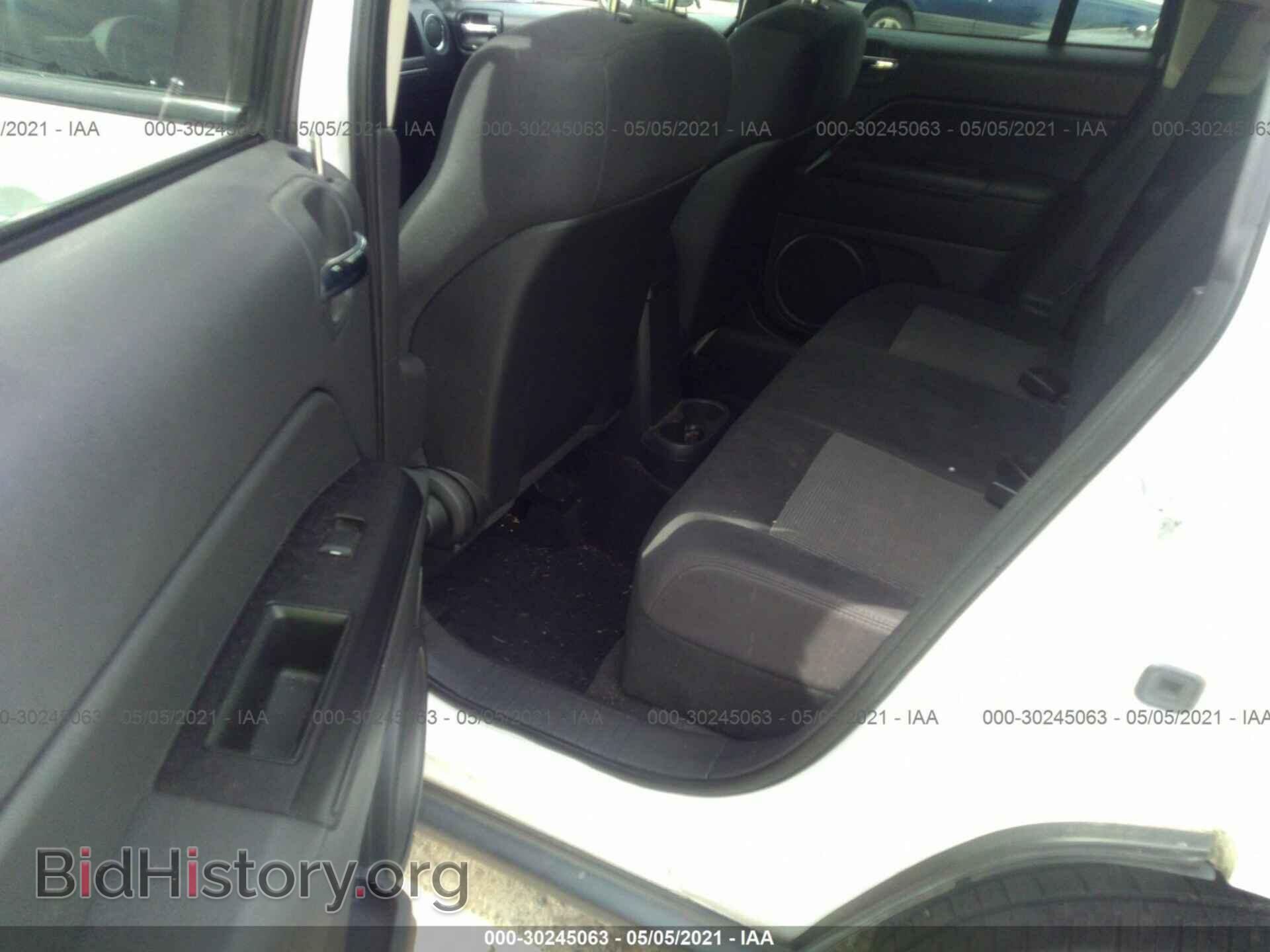 2012 JEEP COMPASS - VIN: 1C4NJCBA2CD631498 - Photo 8