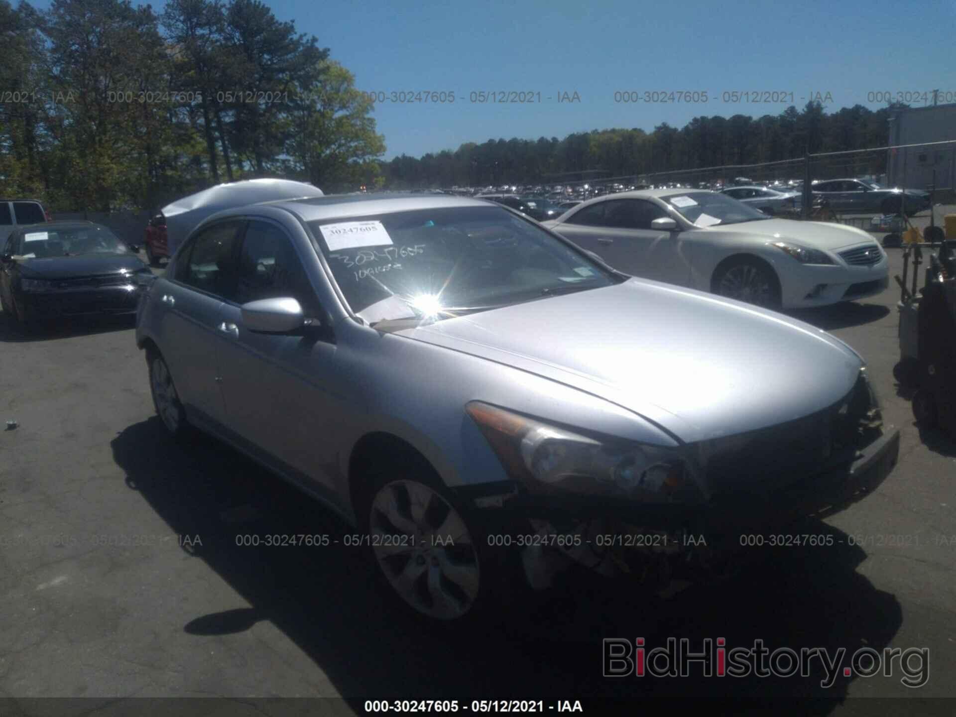 Photo 1HGCP2F74AA052754 - HONDA ACCORD SDN 2010