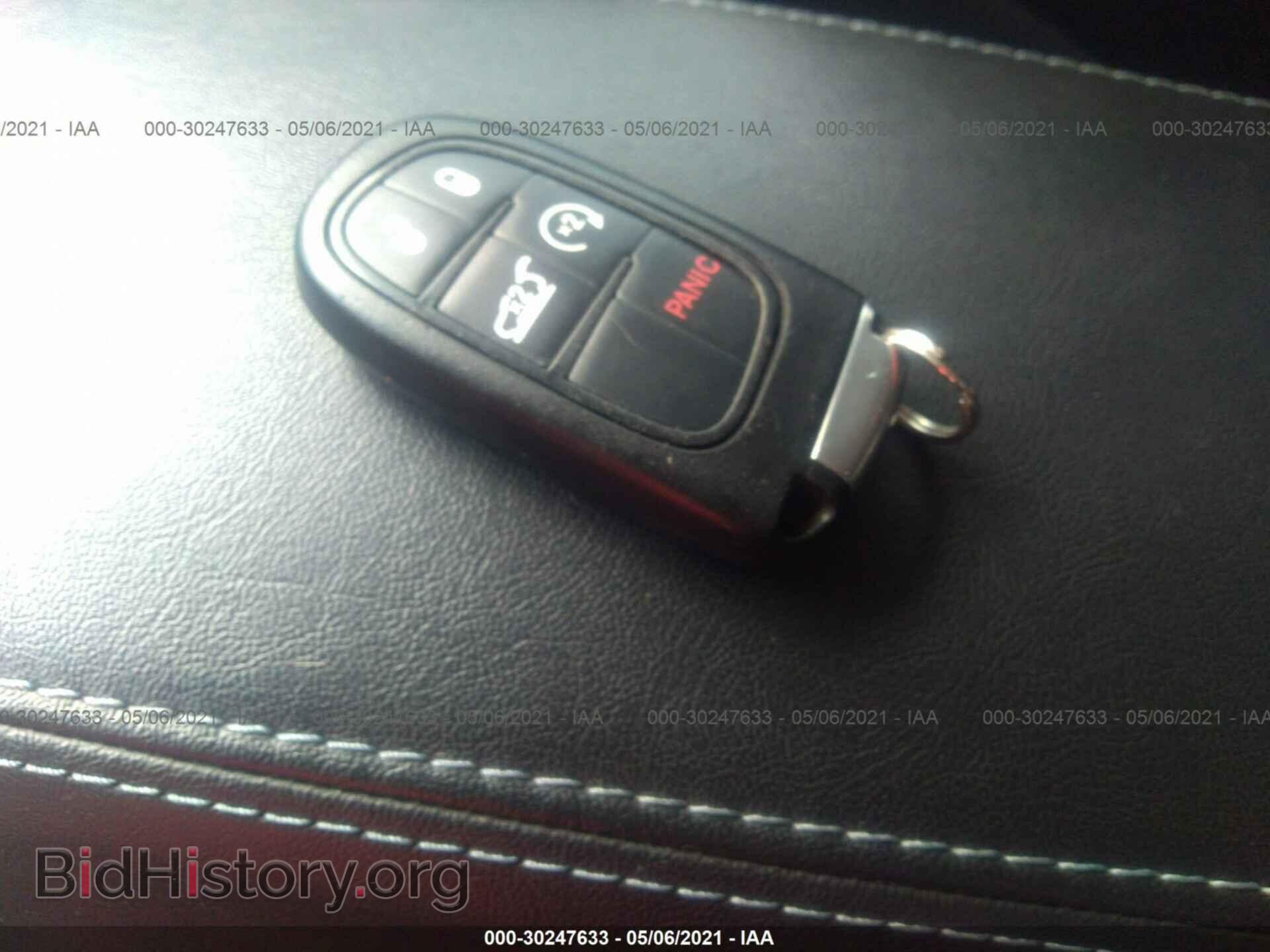 2019 JEEP CHEROKEE - VIN: 1C4PJLLB4KD176149 - Фото 11