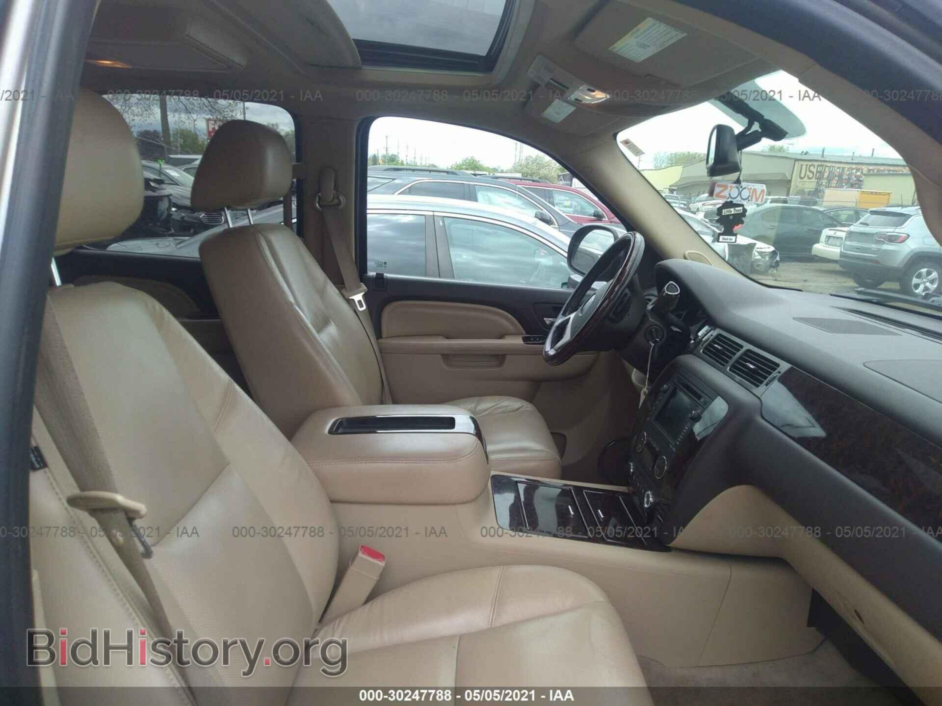 2011 GMC YUKON - VIN: 1GKS2EEF8BR209194 - Фото 5