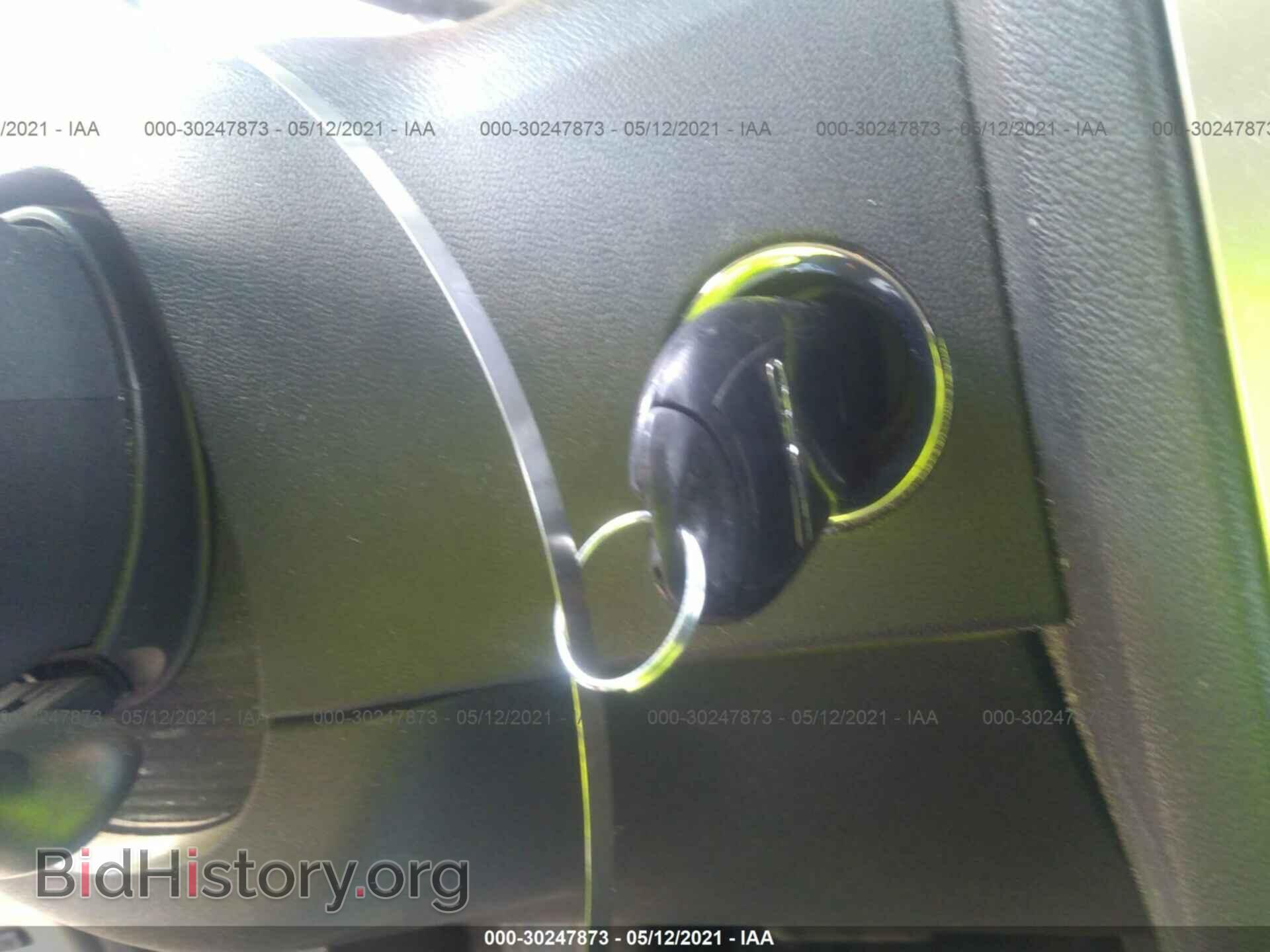 2009 CHRYSLER 300 - VIN: 2C3LA43D29H568845 - Фото 11