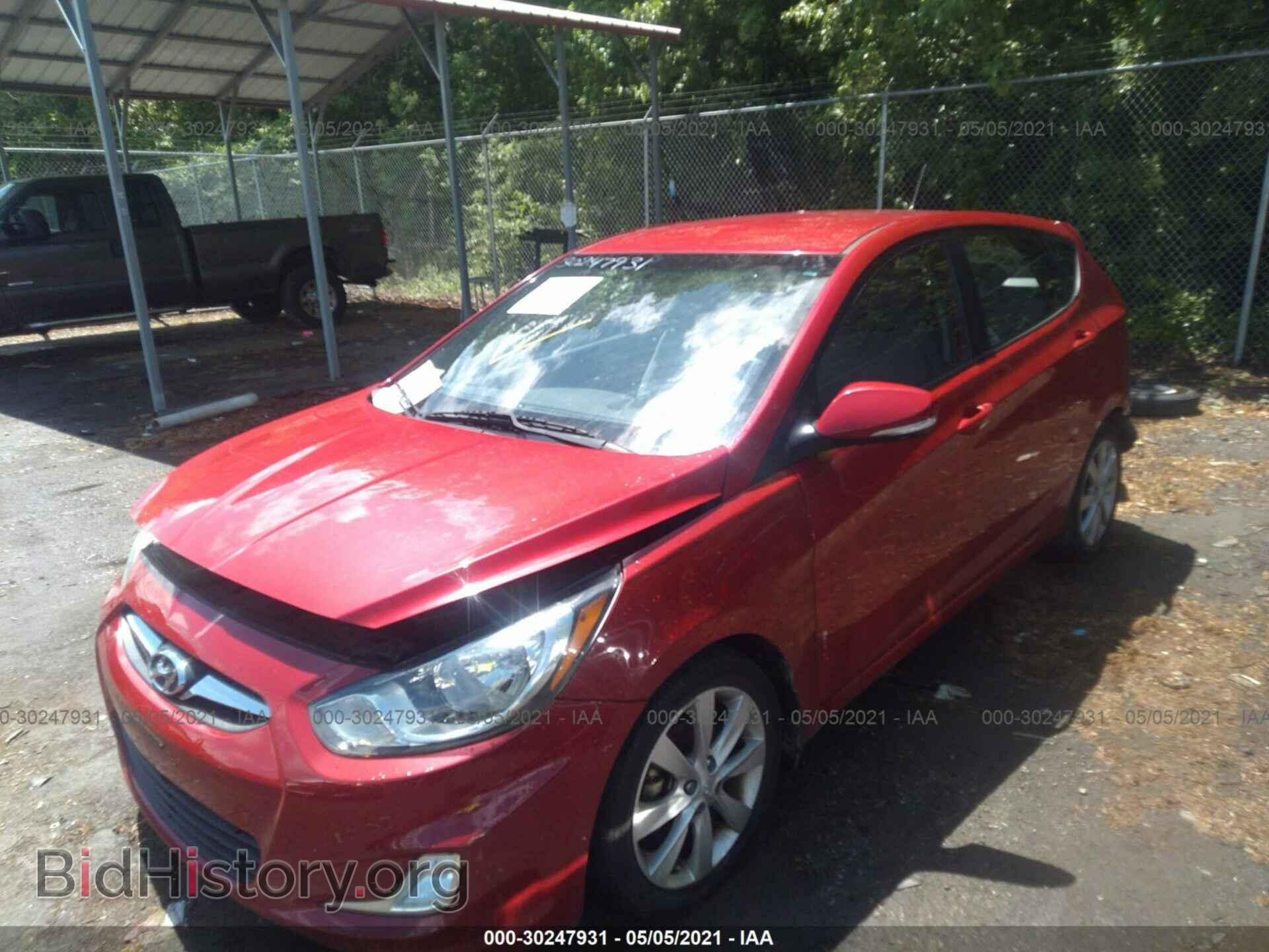 2013 HYUNDAI ACCENT - VIN: KMHCU5AE0DU109528 - Фото 2