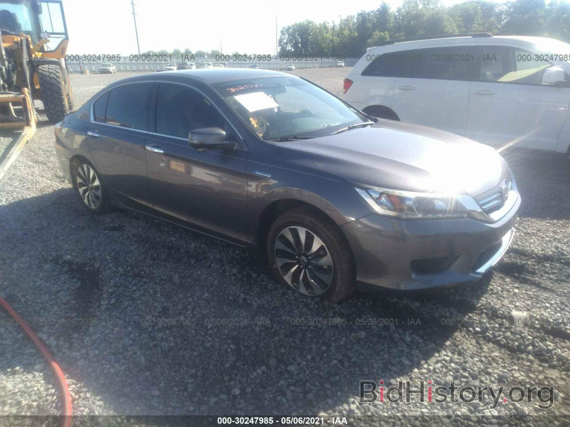 Photo 1HGCR6F35FA002998 - HONDA ACCORD HYBRID 2015