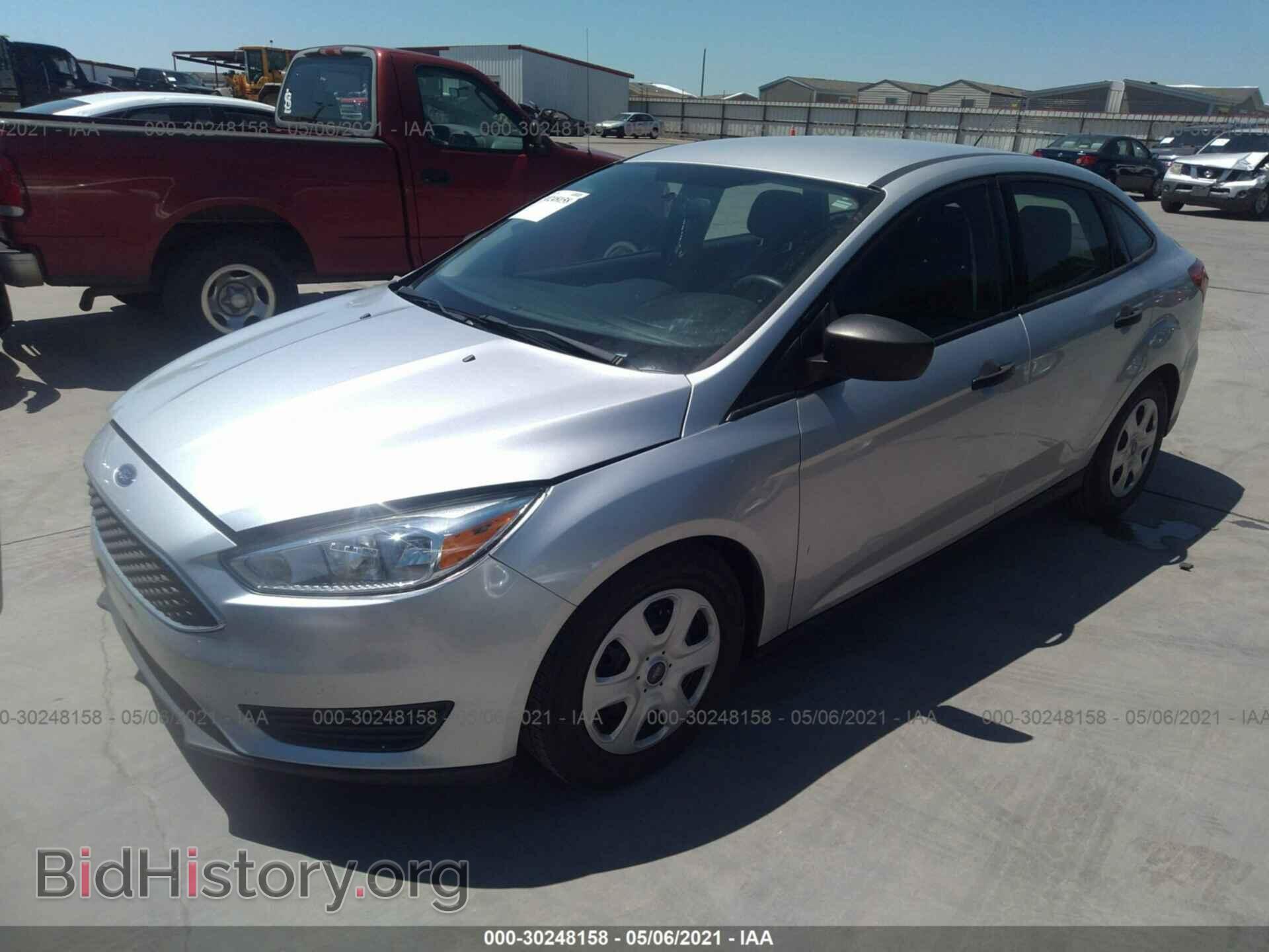 2016 FORD FOCUS - VIN: 1FADP3E25GL225621 - Photo 2