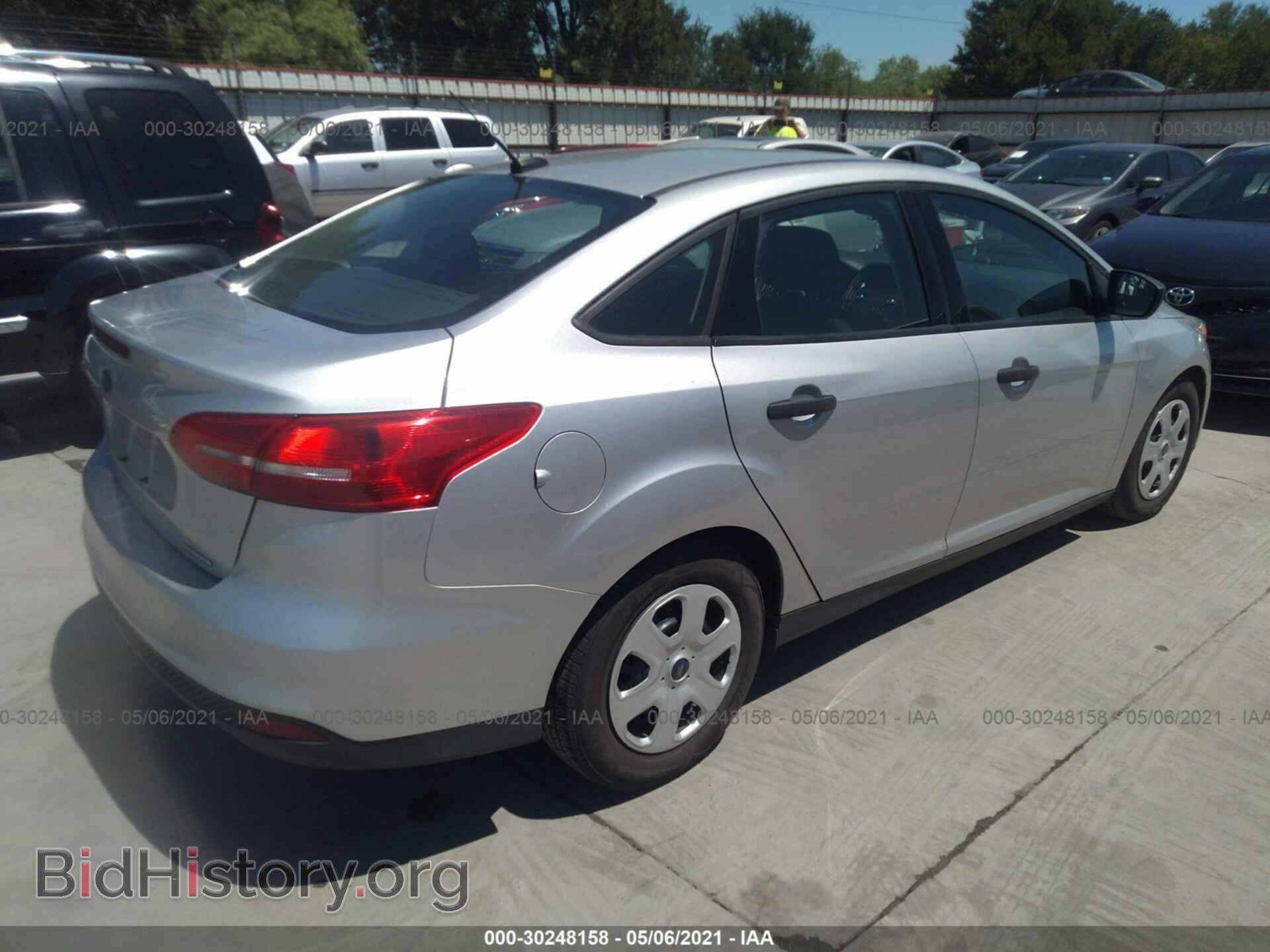 2016 FORD FOCUS - VIN: 1FADP3E25GL225621 - Photo 4