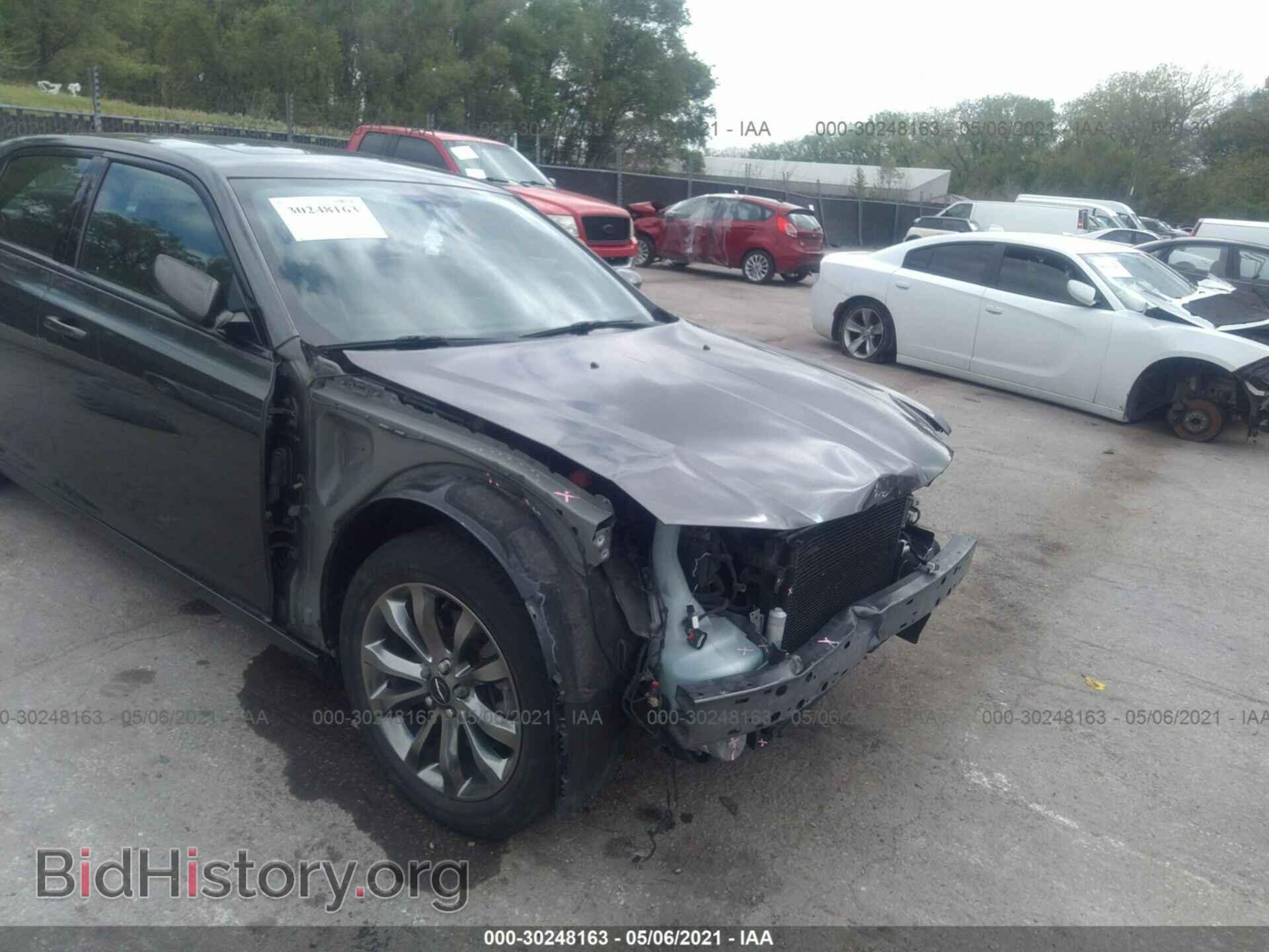 2014 CHRYSLER 300 - VIN: 2C3CCAGG6EH383625 - Фото 6