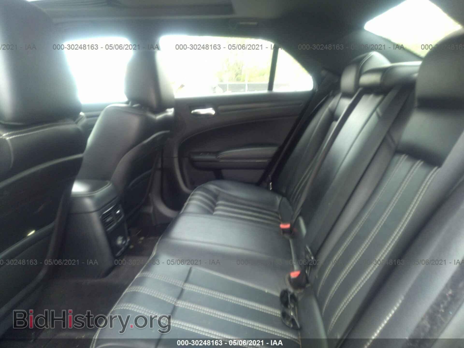 2014 CHRYSLER 300 - VIN: 2C3CCAGG6EH383625 - Фото 8