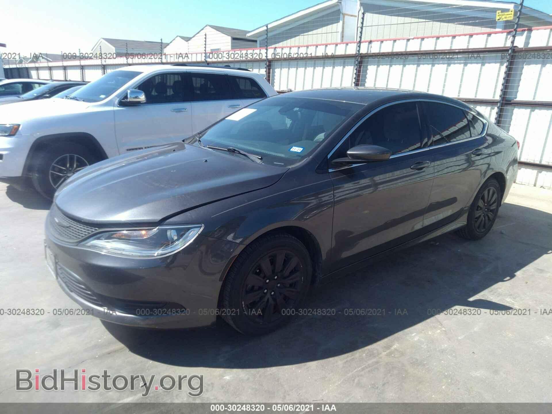 2015 CHRYSLER 200 - VIN: 1C3CCCFB5FN563849 - Photo 2