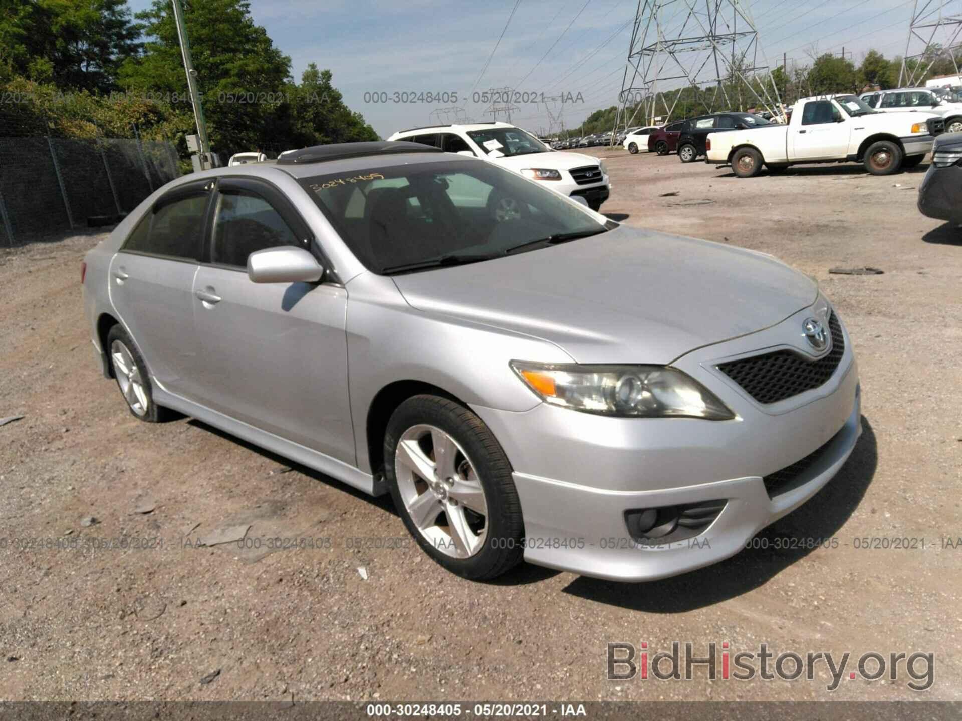 Photo 4T1BF3EK8BU212445 - TOYOTA CAMRY 2011