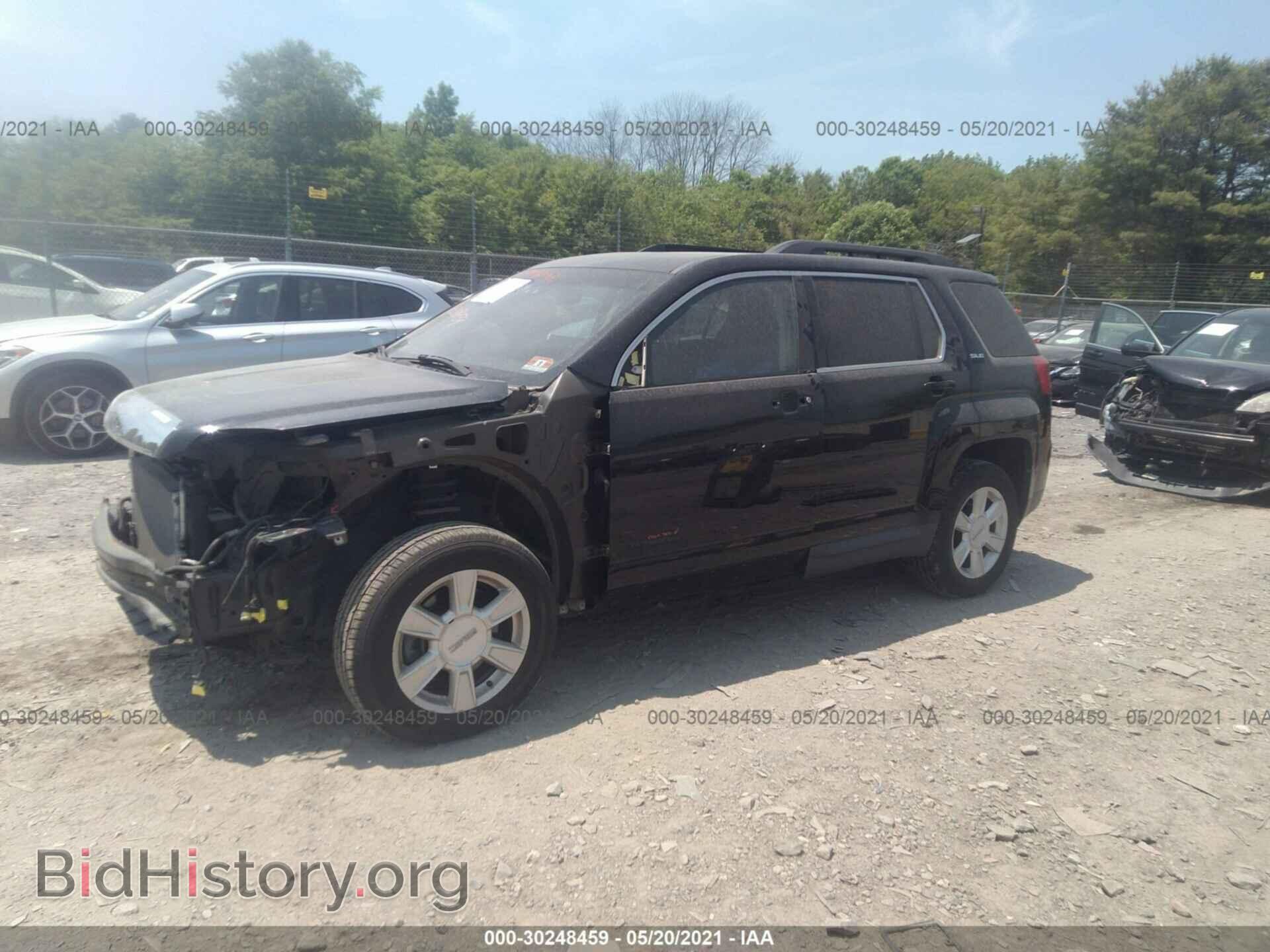 2011 GMC TERRAIN - VIN: 2CTFLTEC9B6445955 - Photo 2