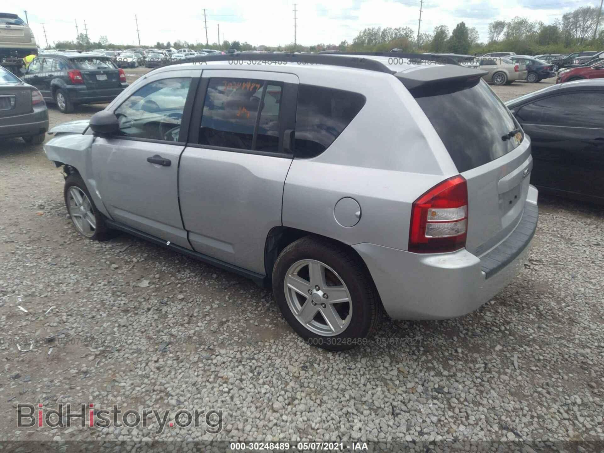 2007 JEEP COMPASS - VIN: 1J8FT47W87D124063 - Фото 3