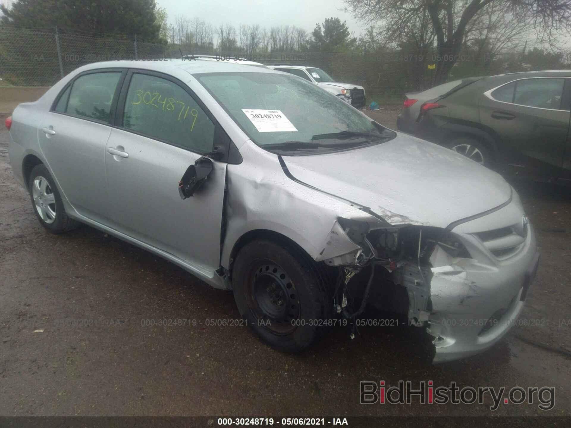 Photo 2T1BU4EE9BC628348 - TOYOTA COROLLA 2011