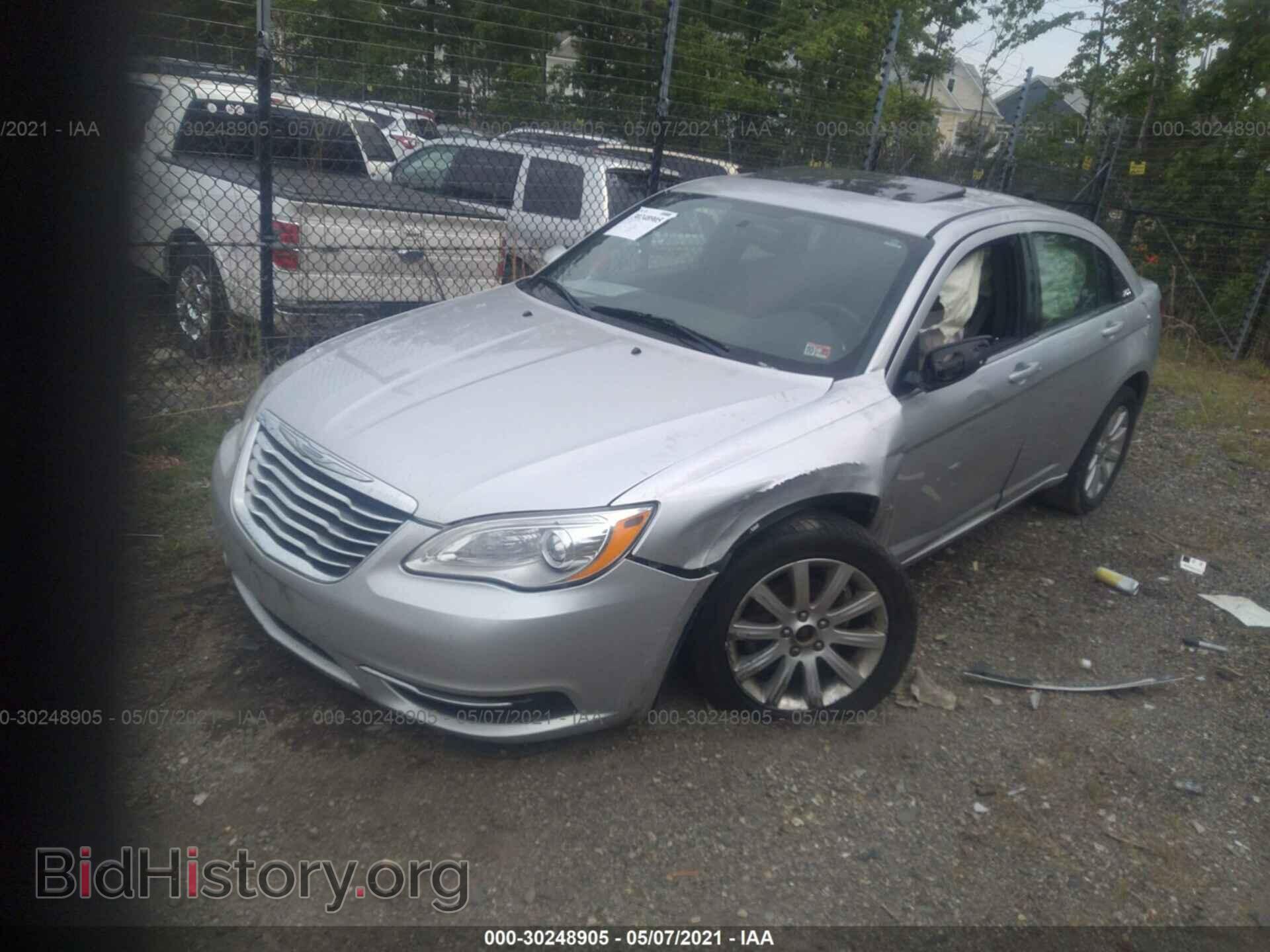2012 CHRYSLER 200 - VIN: 1C3CCBBG0CN306346 - Фото 2